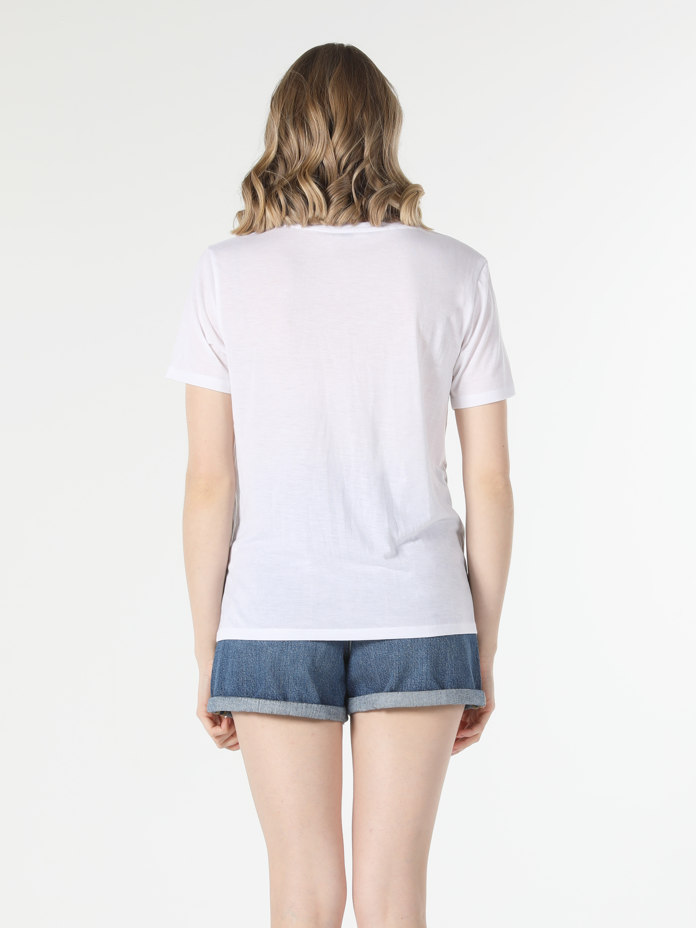Afișați detalii pentru Tricou Cu Maneca Scurta De Dama Alb Regular Fit  Cl1058079