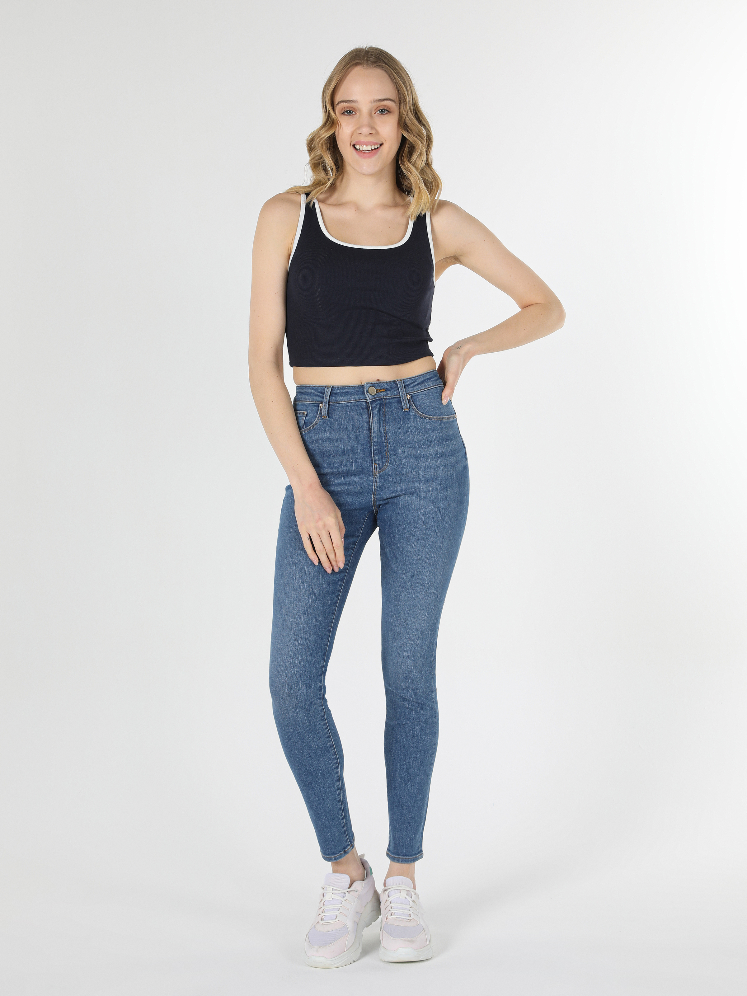 Afișați detalii pentru Pantaloni De Dama Denim Super Slim Fit 760 DIANA CL1055525