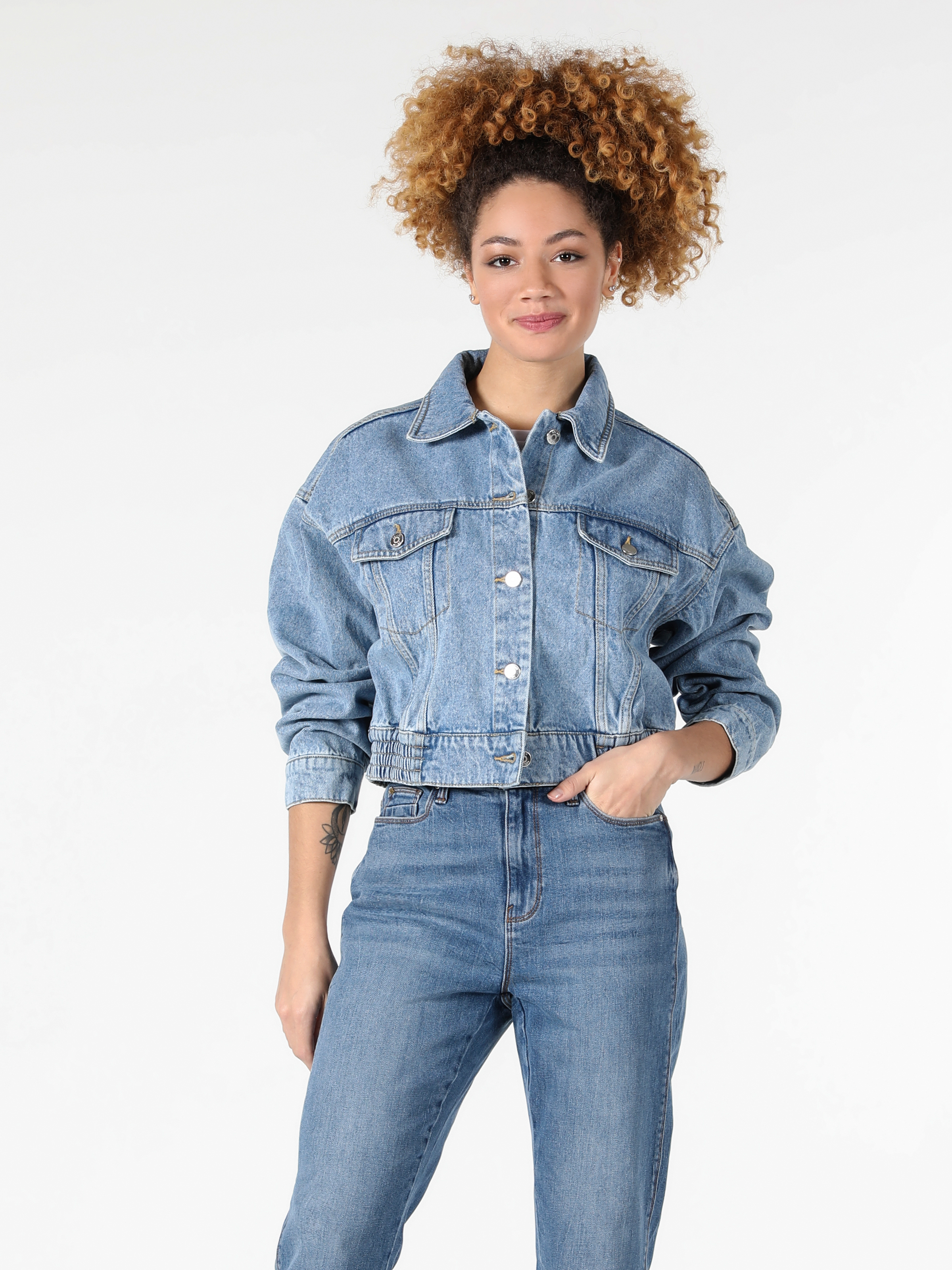 Afișați detalii pentru Jacheta De Dama Denim Regular Fit 