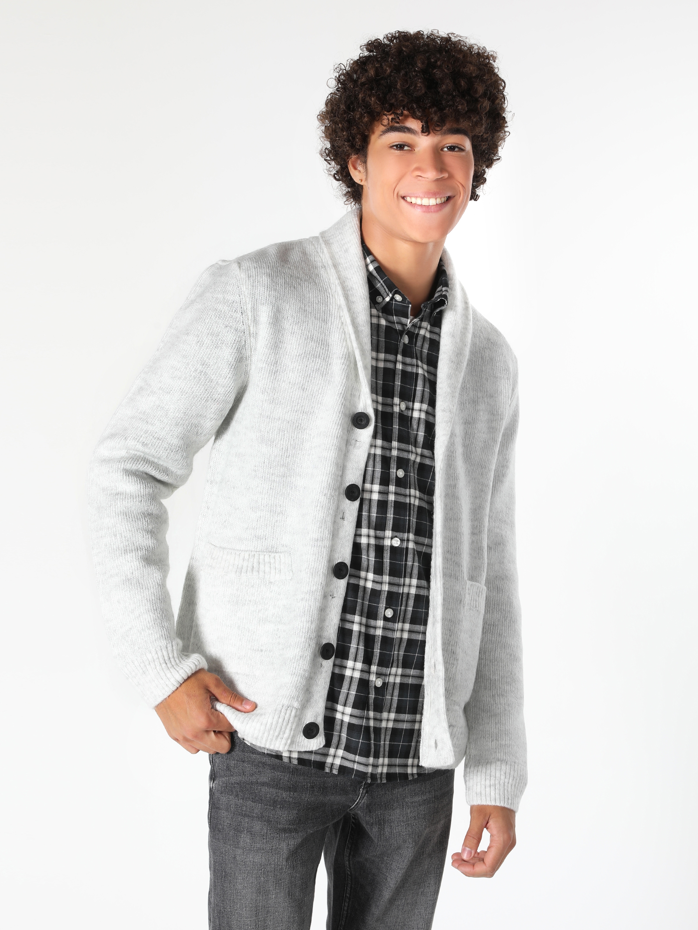 Afișați detalii pentru Cardigan De Barbati Alb Slim Fit  CL1059692