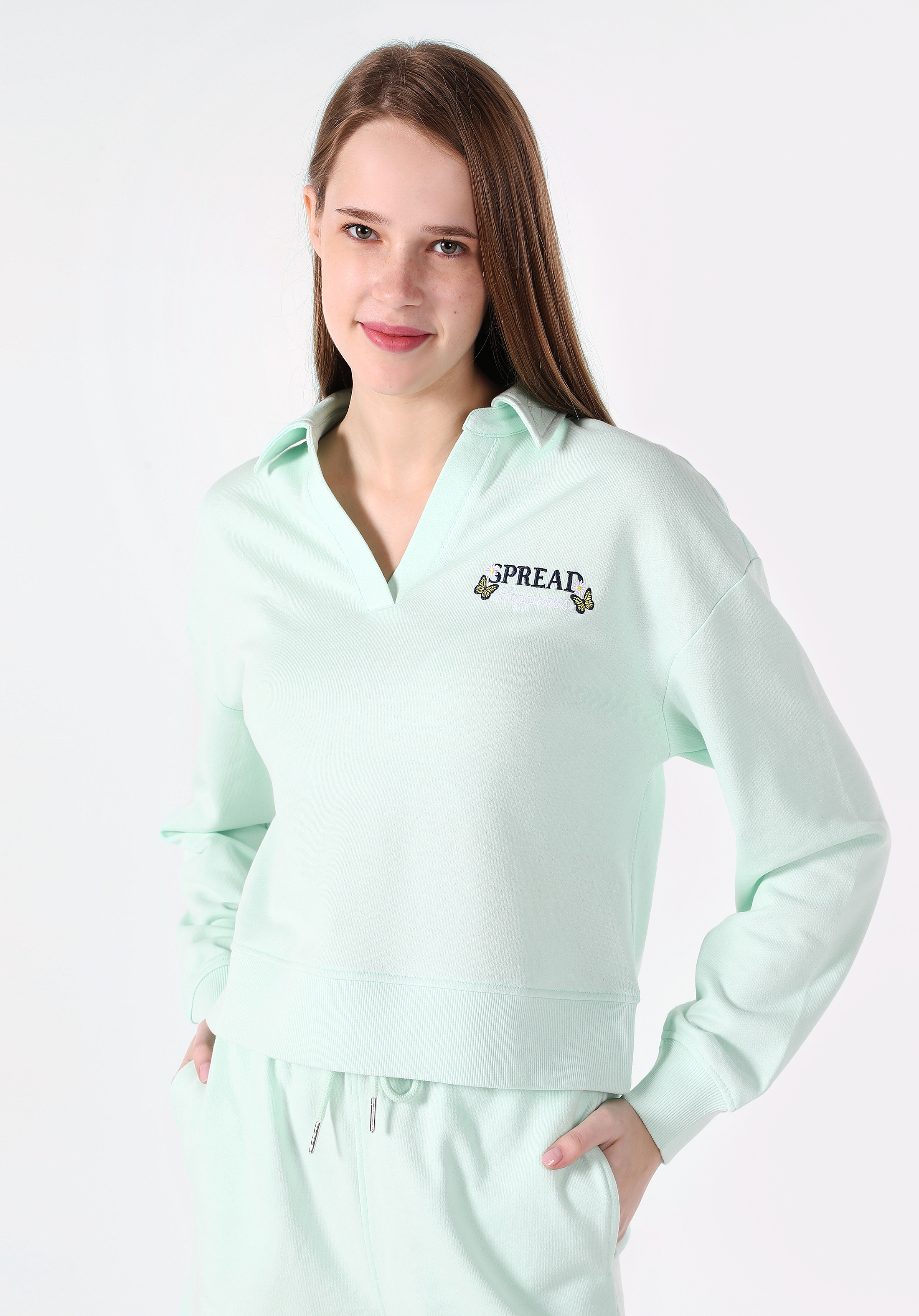 Afișați detalii pentru Hanorac / Bluza De Dama Verde Regular Fit  Cl1063333