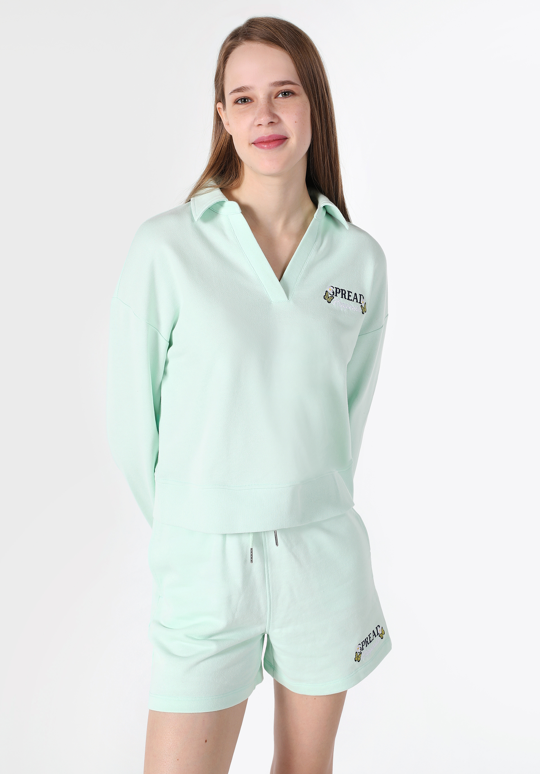 Afișați detalii pentru Hanorac / Bluza De Dama Verde Regular Fit  Cl1063333