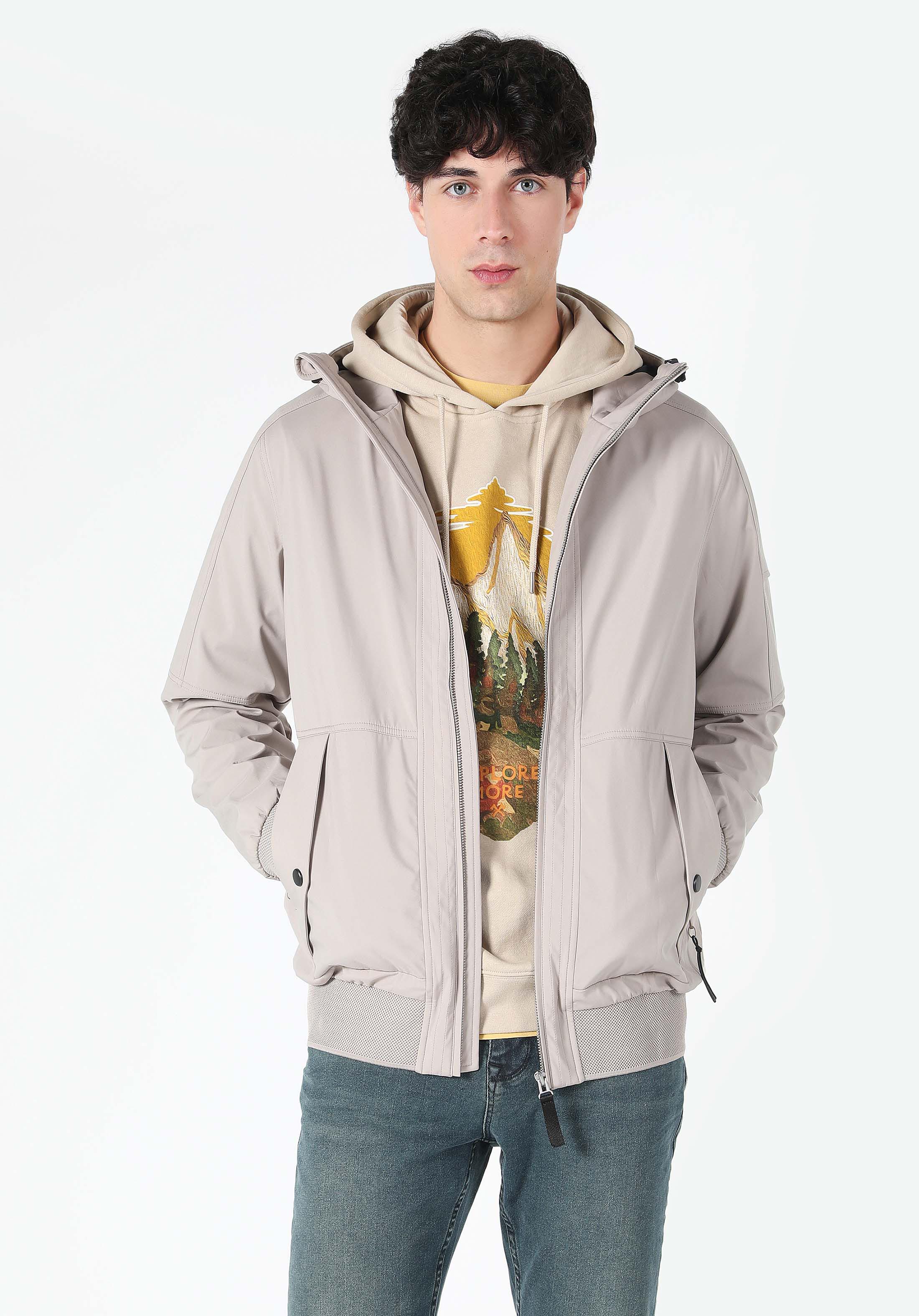 Afișați detalii pentru Jacheta De Barbati Bej Regular Fit  Cl1062533