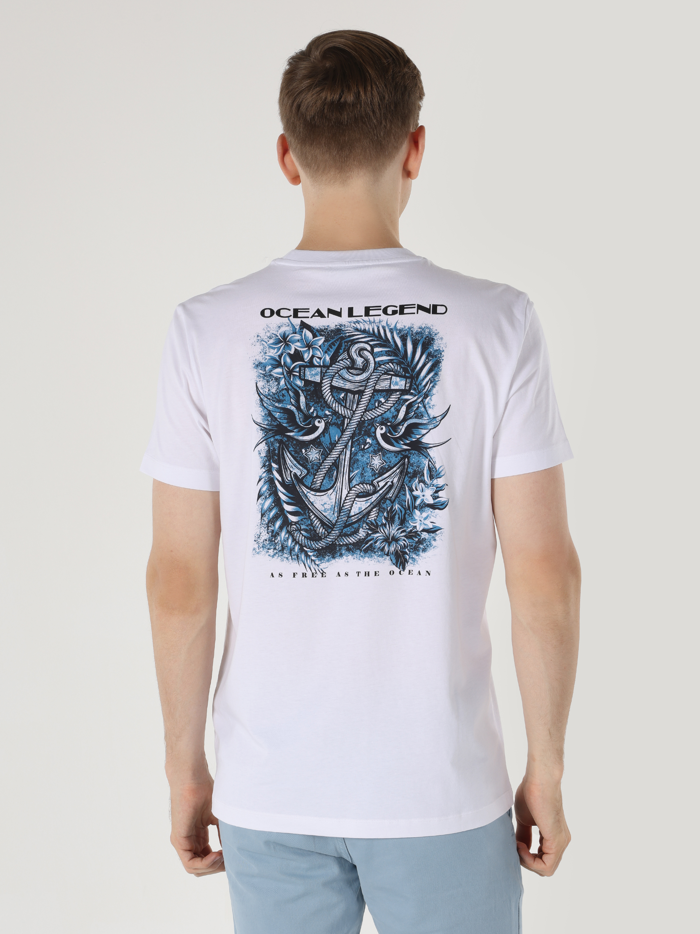 Afișați detalii pentru Regular Fit Round Neck Printed Tricou Alb Cu Mânecă Scurtă Pentru Bărbați