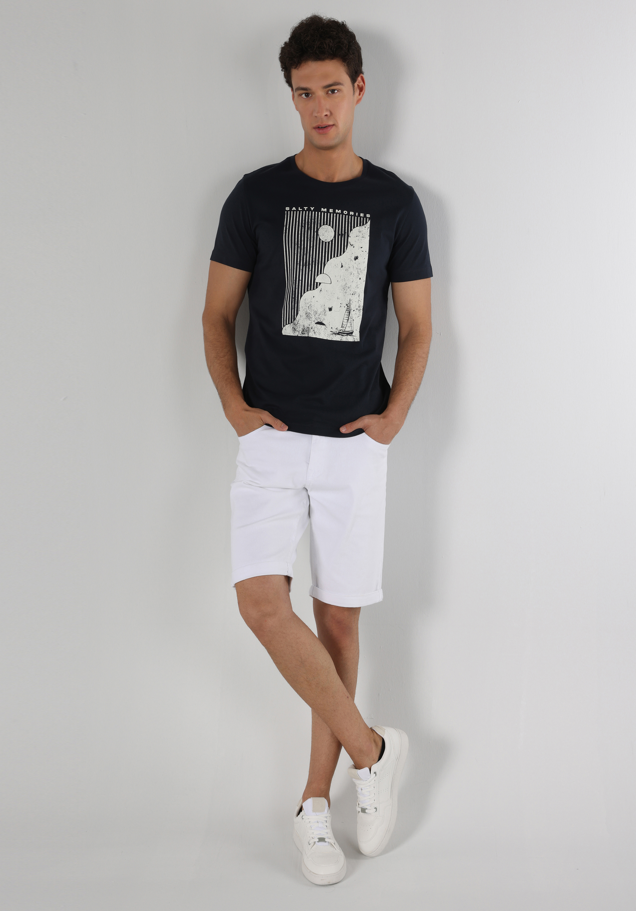 Afișați detalii pentru Regular Fit Round Neck Drept Bărbați Bleumarin Tricou Cu Mânecă Scurtă