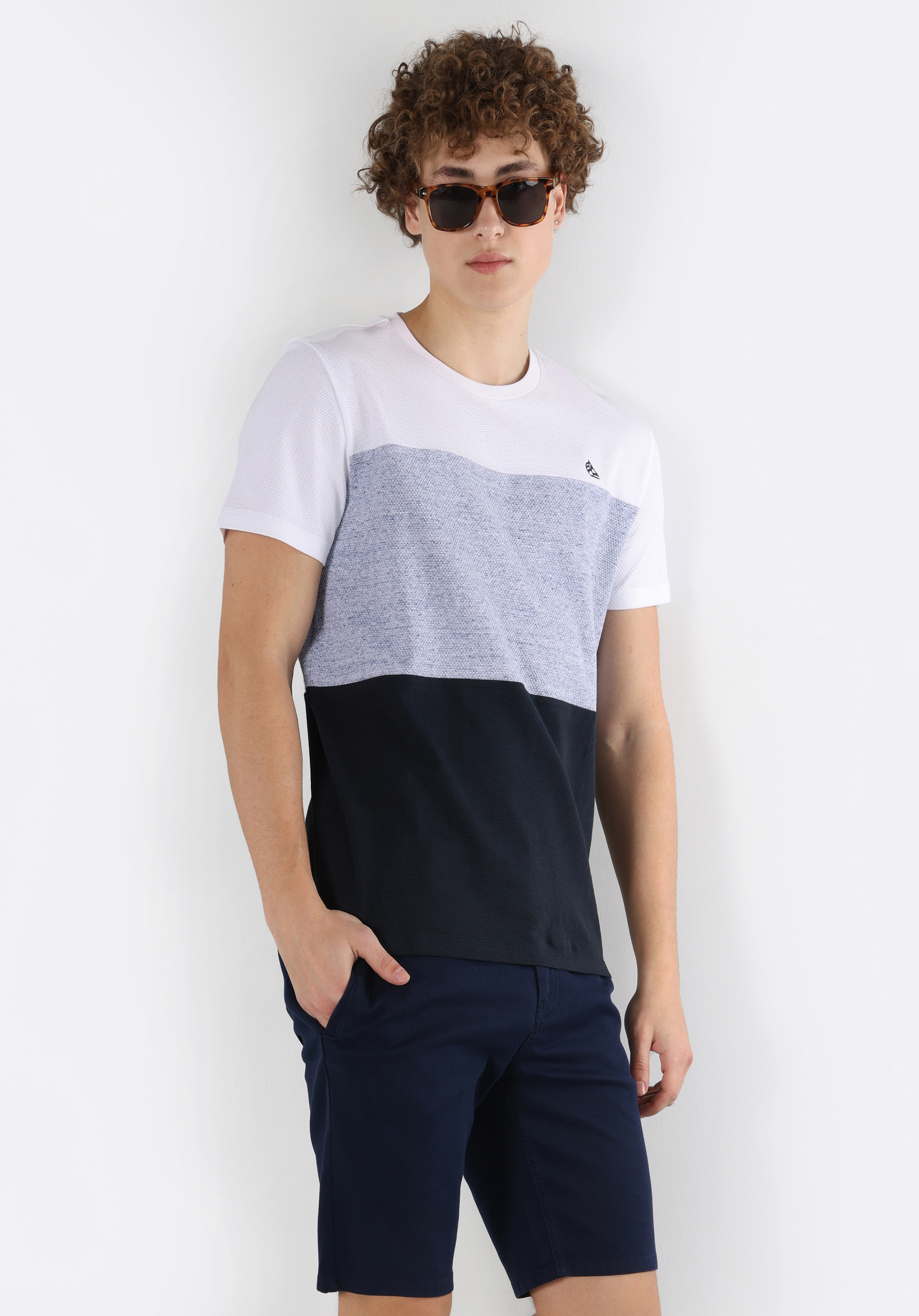 Afișați detalii pentru Tricou Cu Maneca Scurta De Barbati Albastru Marin Regular Fit  Cl1062898