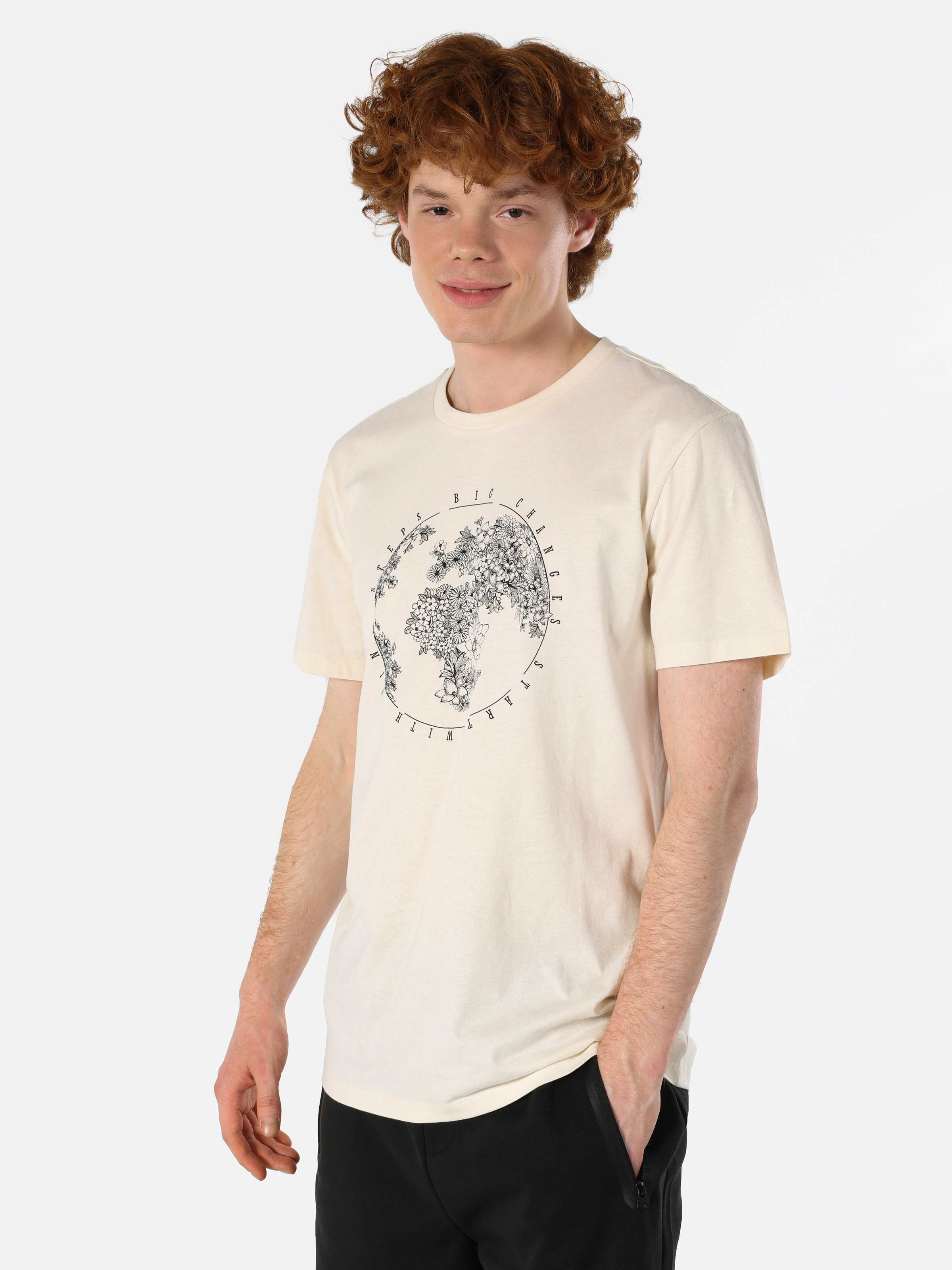 Afișați detalii pentru Regular Fit Round Neck Drept Tricou Cu Mânecă Scurtă Ecru Pentru Bărbați