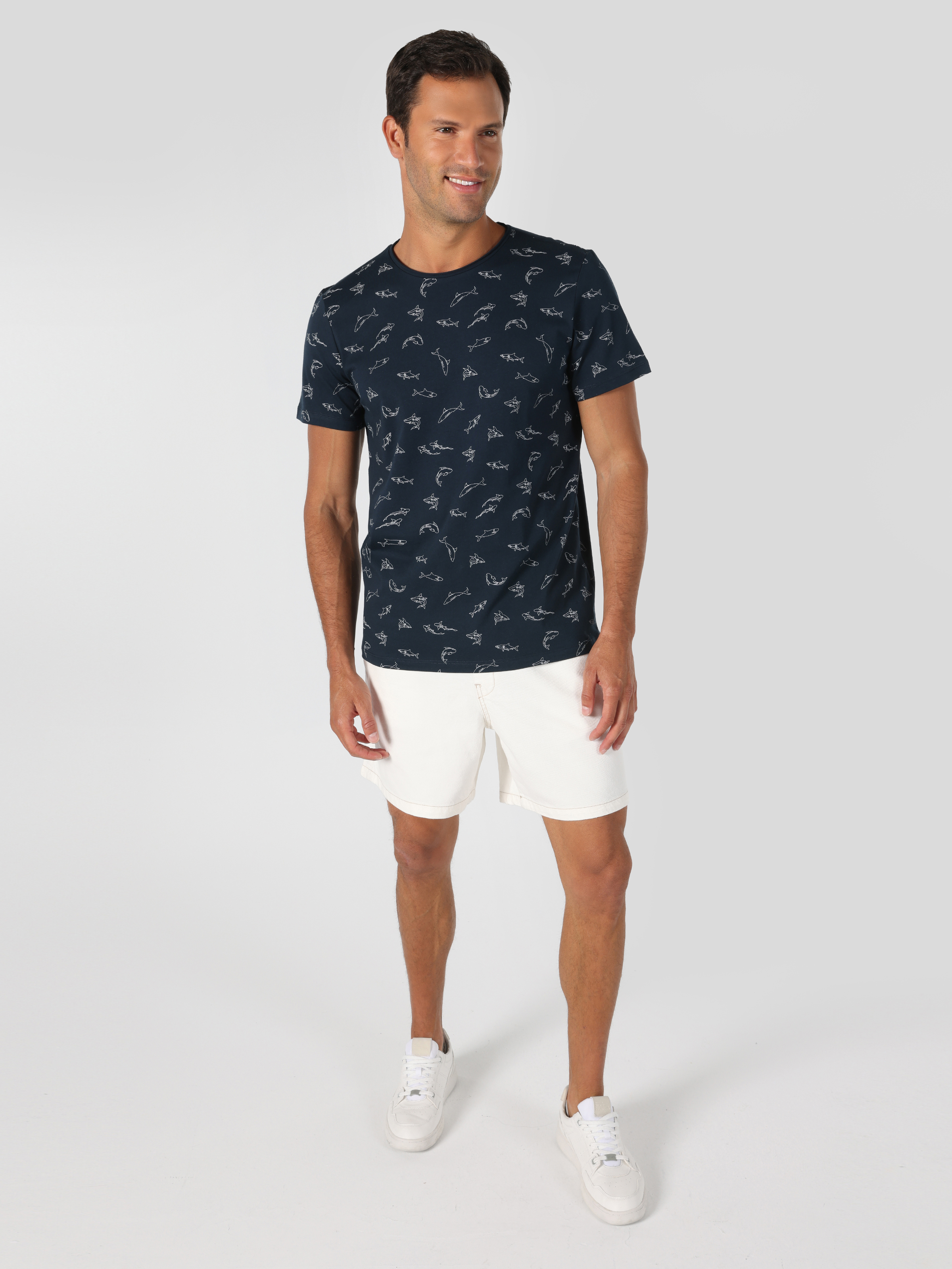 Afișați detalii pentru Regular Fit Round Neck Imprimat Bărbați Bleumarin Tricou Cu Mânecă Scurtă