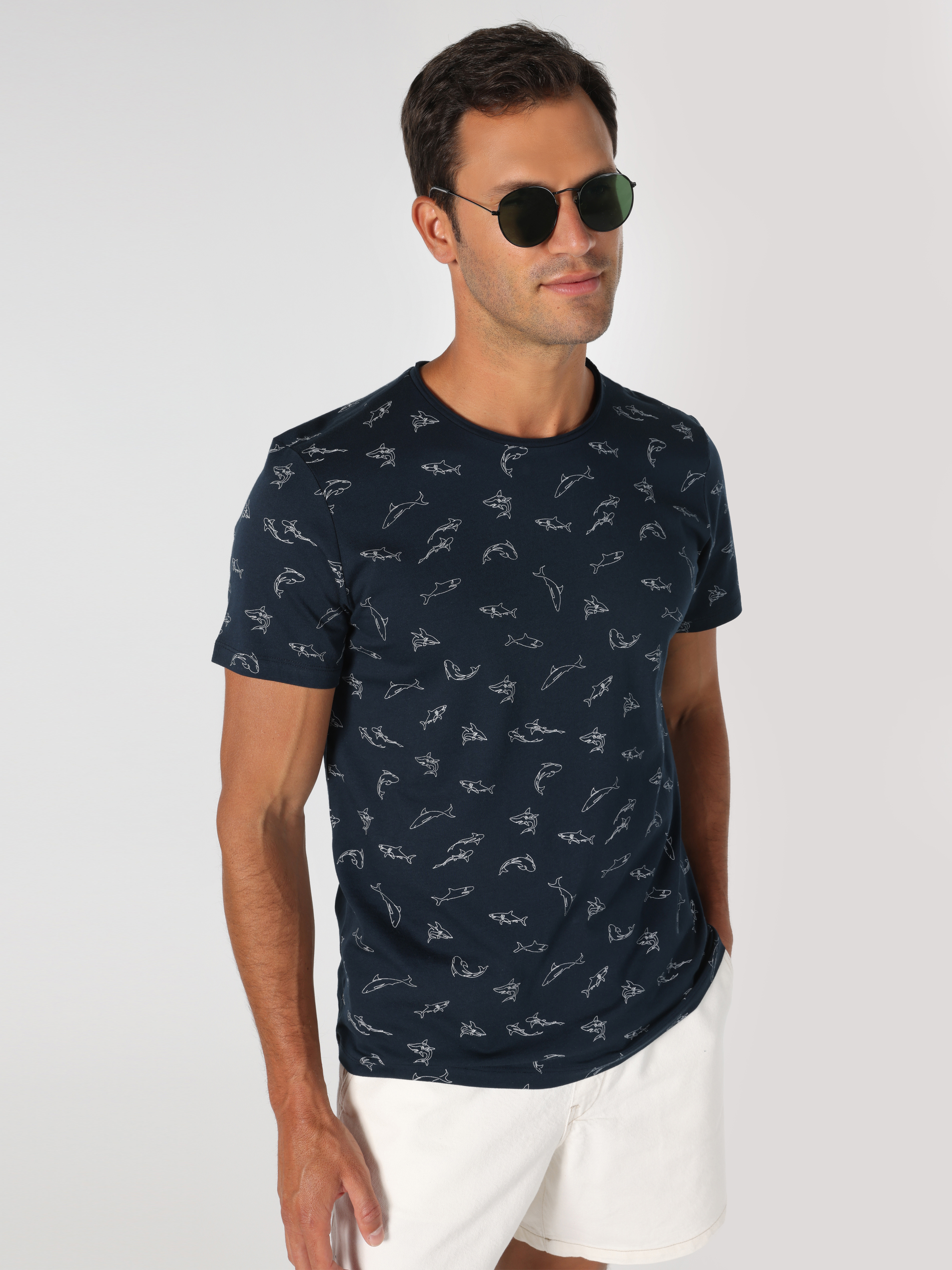 Afișați detalii pentru Regular Fit Round Neck Imprimat Bărbați Bleumarin Tricou Cu Mânecă Scurtă