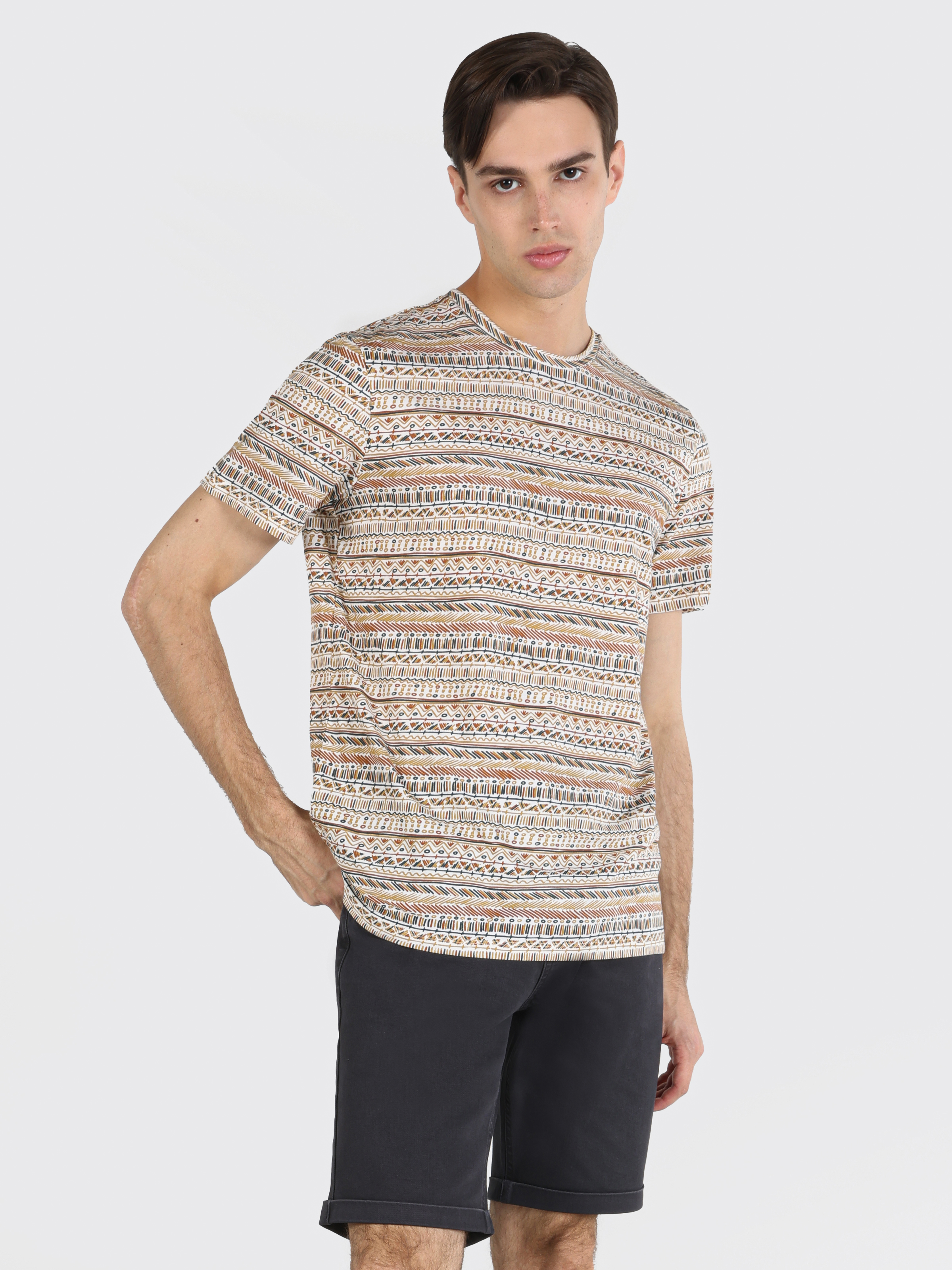 Afișați detalii pentru Tricou Cu Mânecă Scurtă Cu Guler Rotund İmprimat Cu Guler Rotund Pentru Bărbați