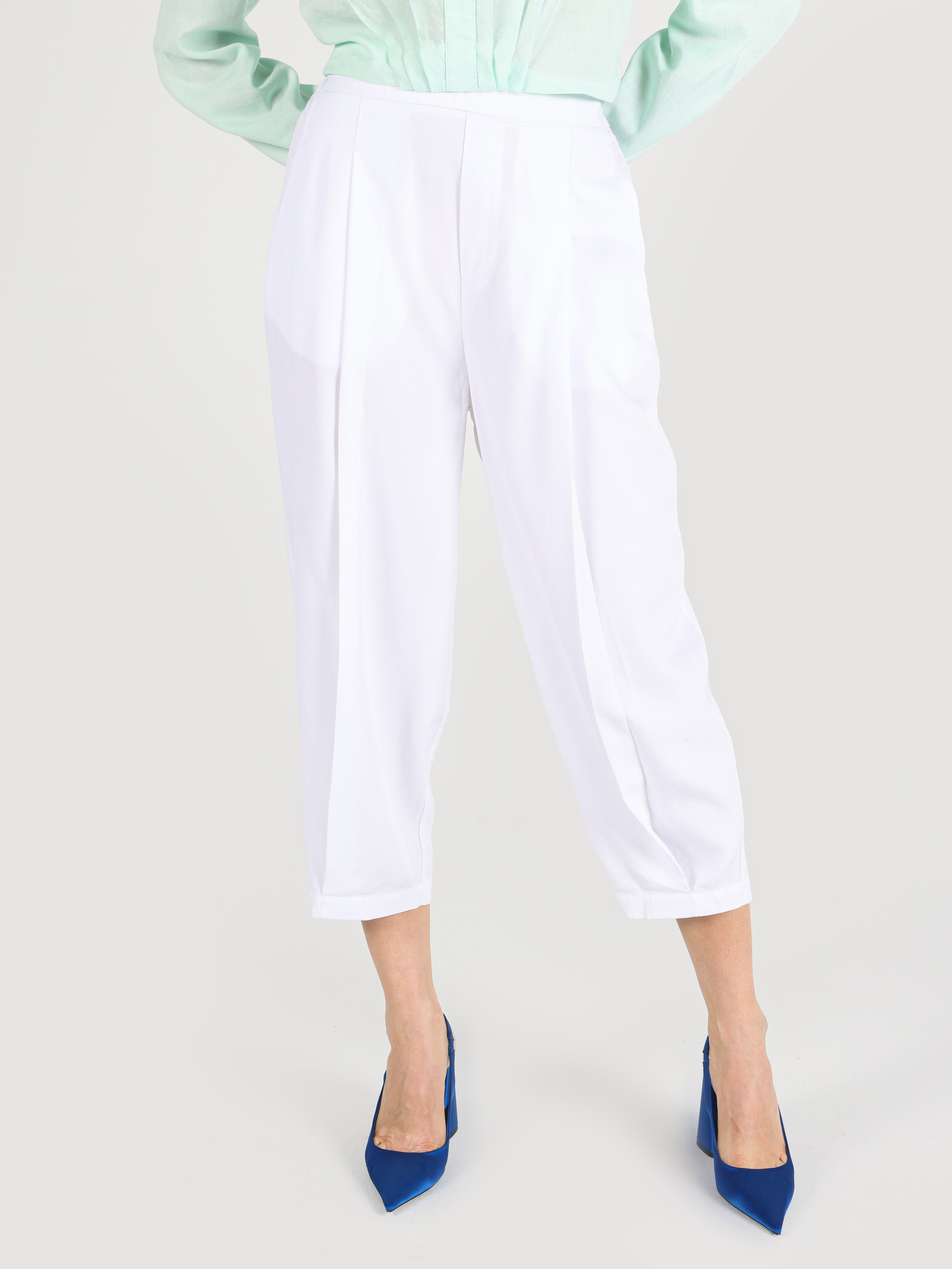 Afișați detalii pentru Pantaloni De Dama Alb Regular Fit  Cl1063926