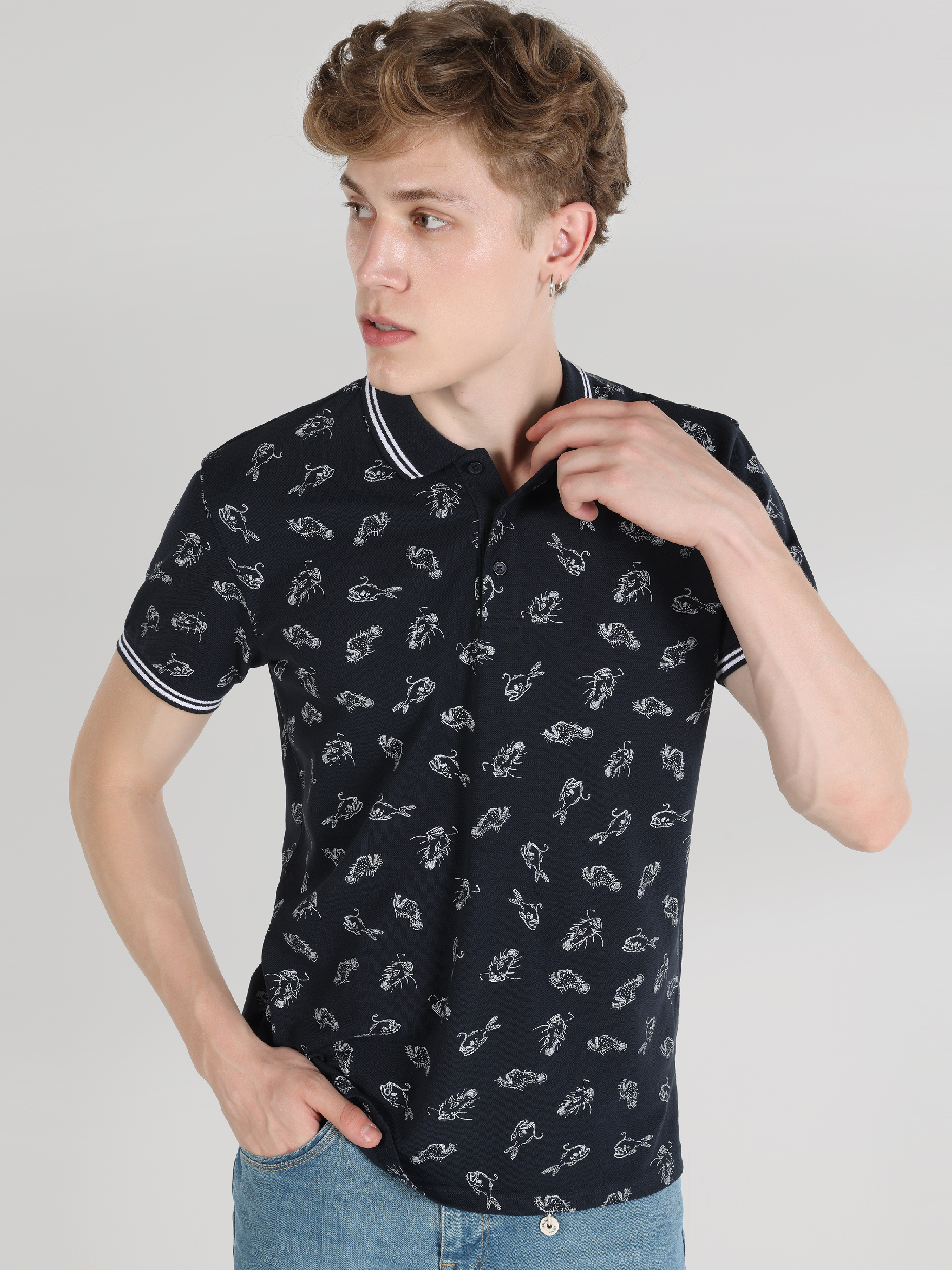 Afișați detalii pentru Tricou Polo Cu Maneca Scurta De Barbati Albastru Marin Regular Fit  Cl1064353