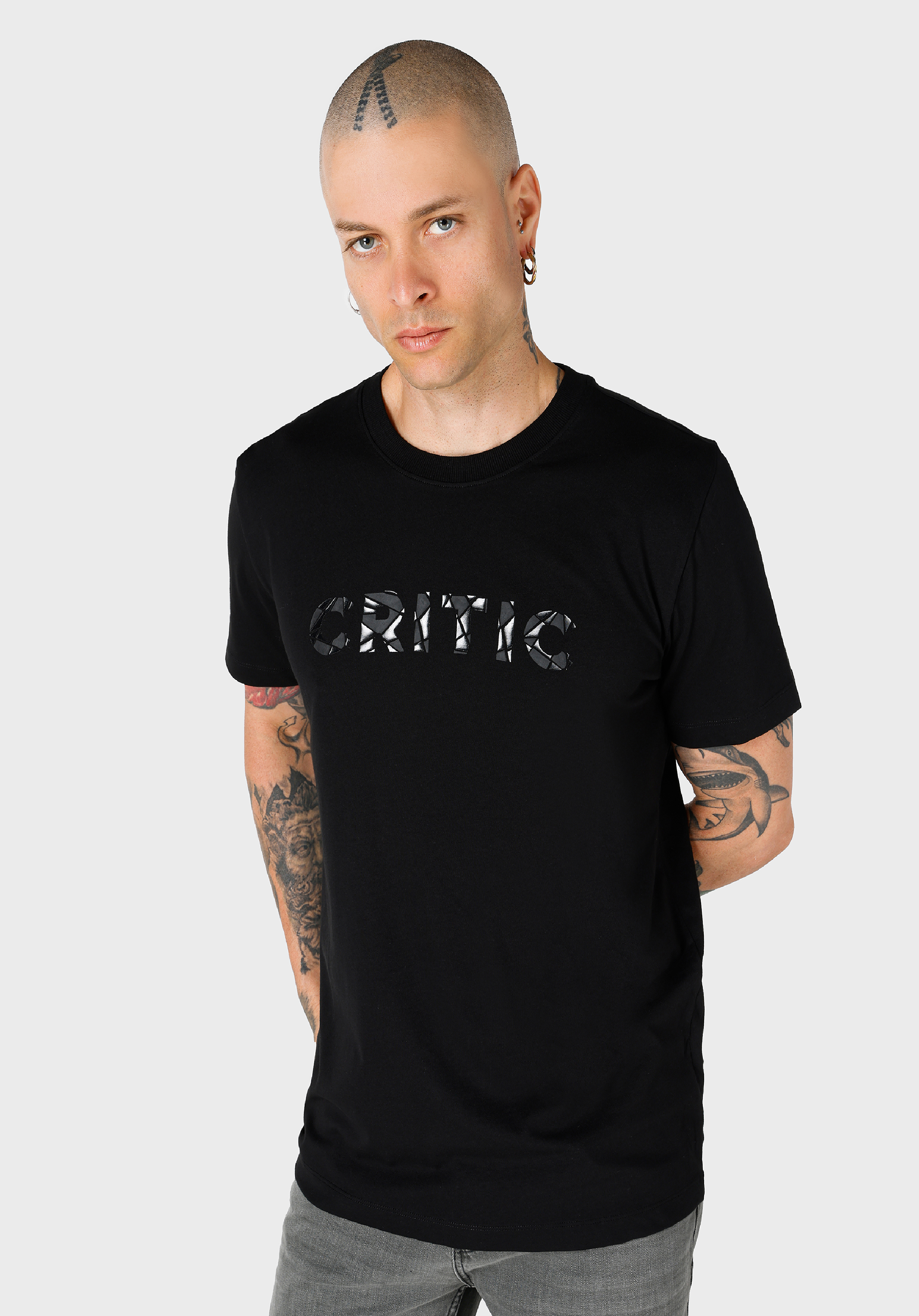 Afișați detalii pentru Tricou Negru Cu Mânecă Scurtă Pentru Bărbați Cu Gât Rotund Regular Fit