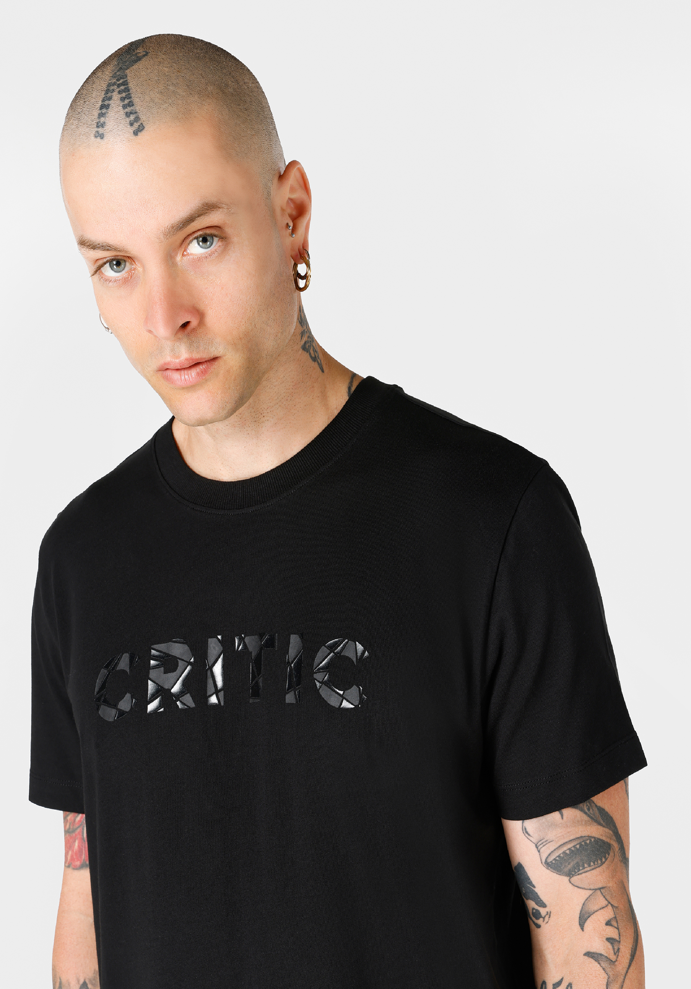 Afișați detalii pentru Tricou Negru Cu Mânecă Scurtă Pentru Bărbați Cu Gât Rotund Regular Fit