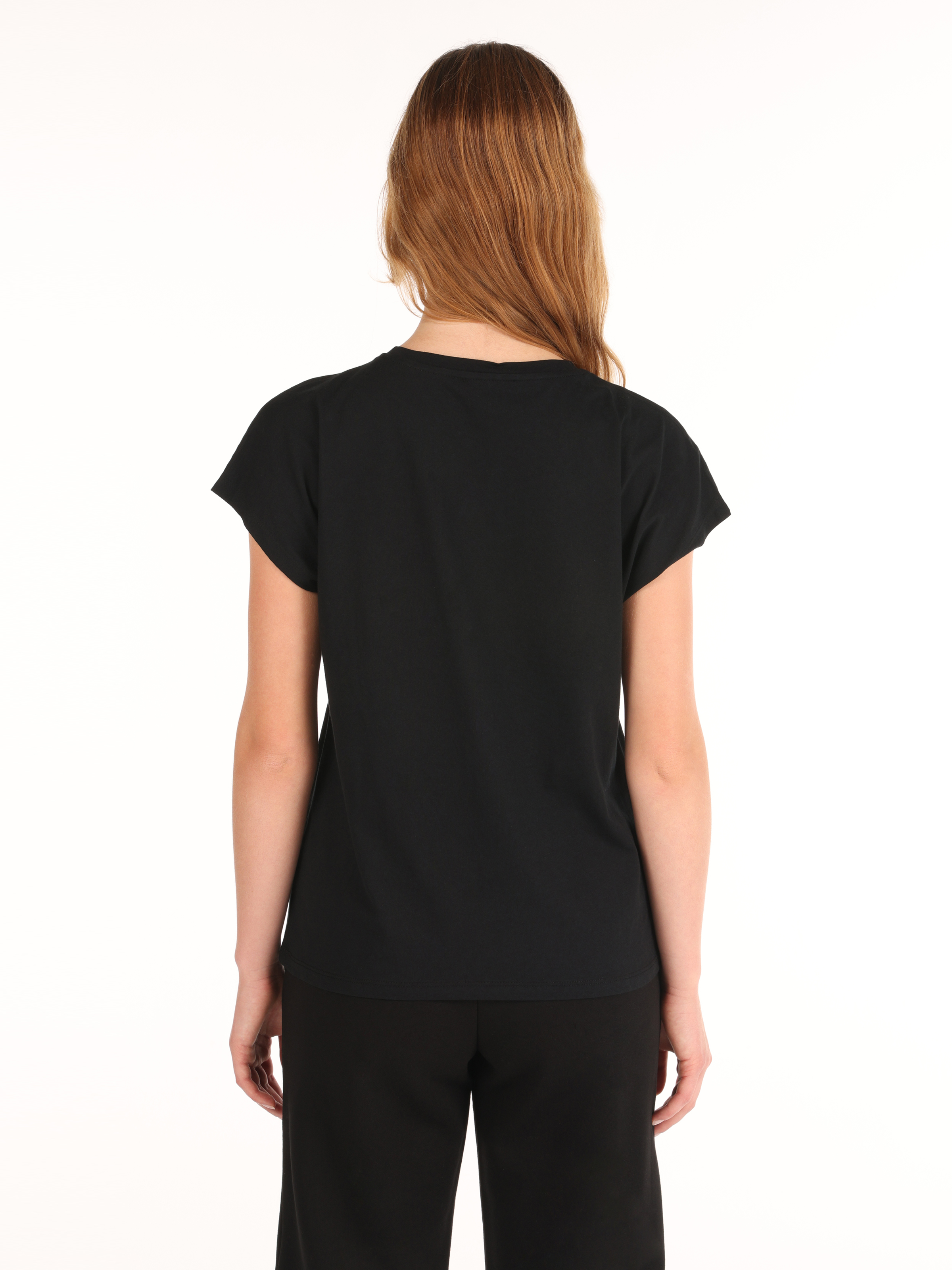 Afișați detalii pentru Regular Fit Round Neck Tricou Negru Cu Mânecă Scurtă Pentru Femei