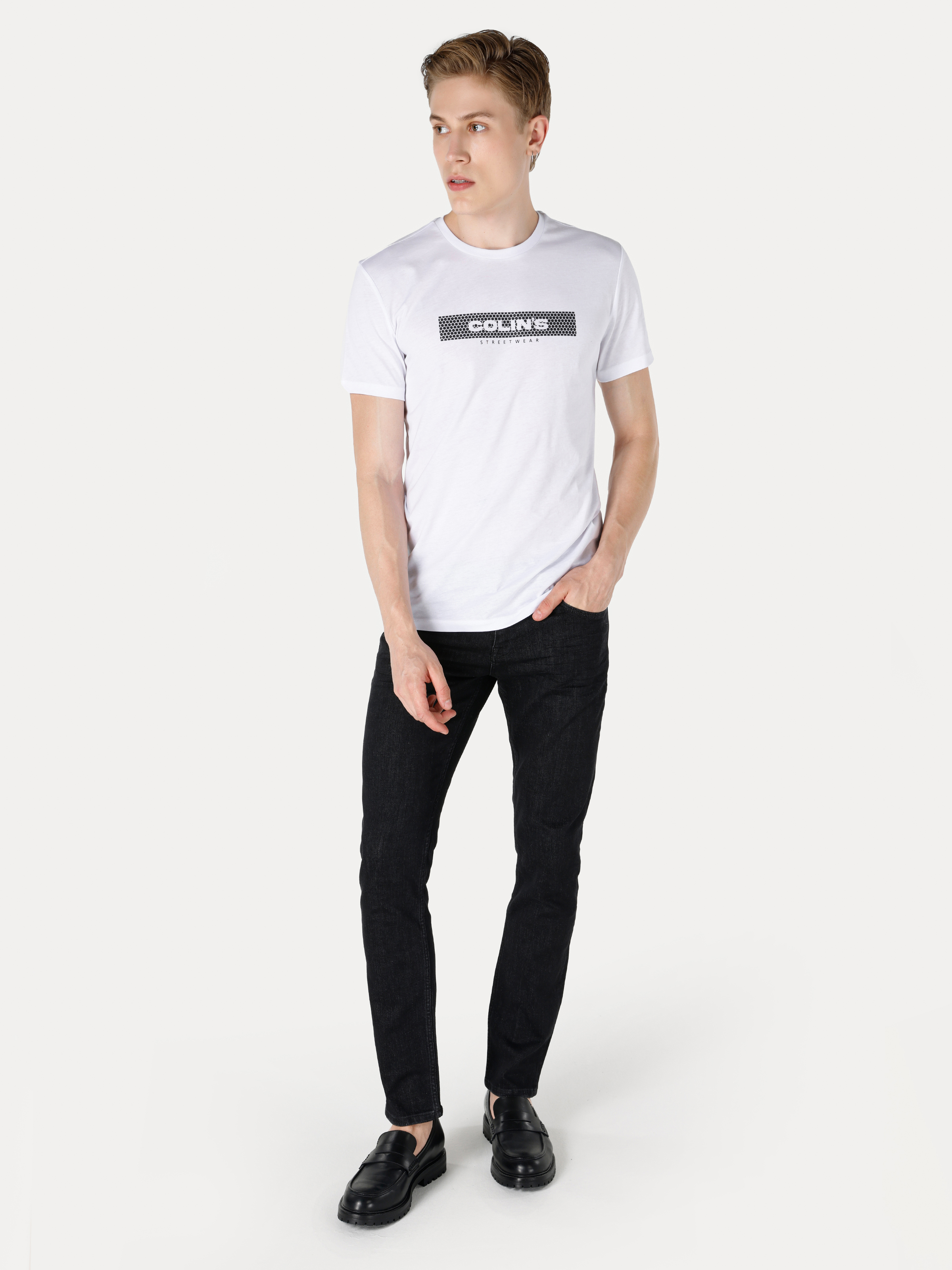 Afișați detalii pentru Regular Fit Round Neck Bărbați Alb Tricou Cu Mânecă Scurtă