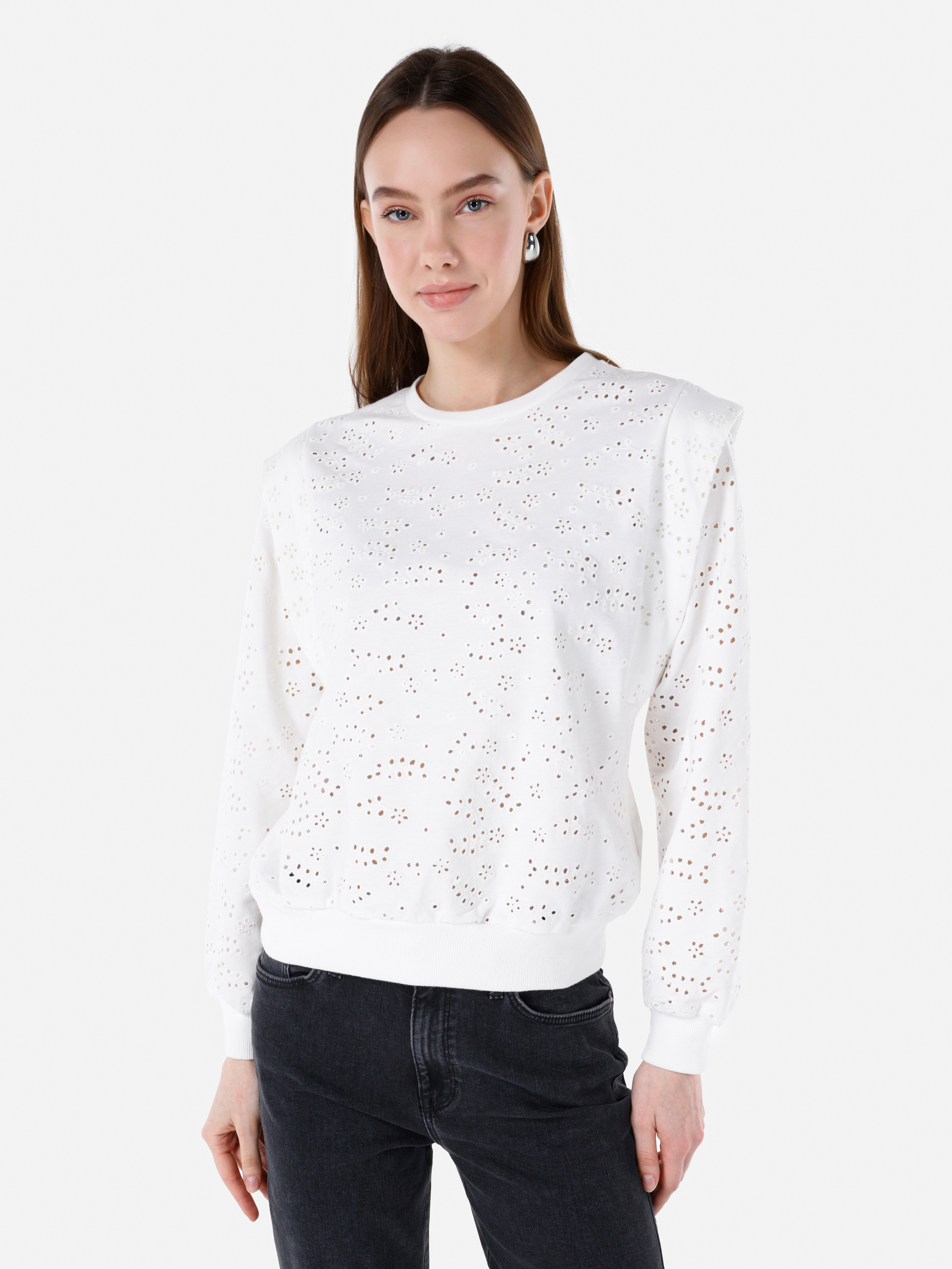 Afișați detalii pentru Hanorac / Bluza De Dama Alb Regular Fit  Cl1067956