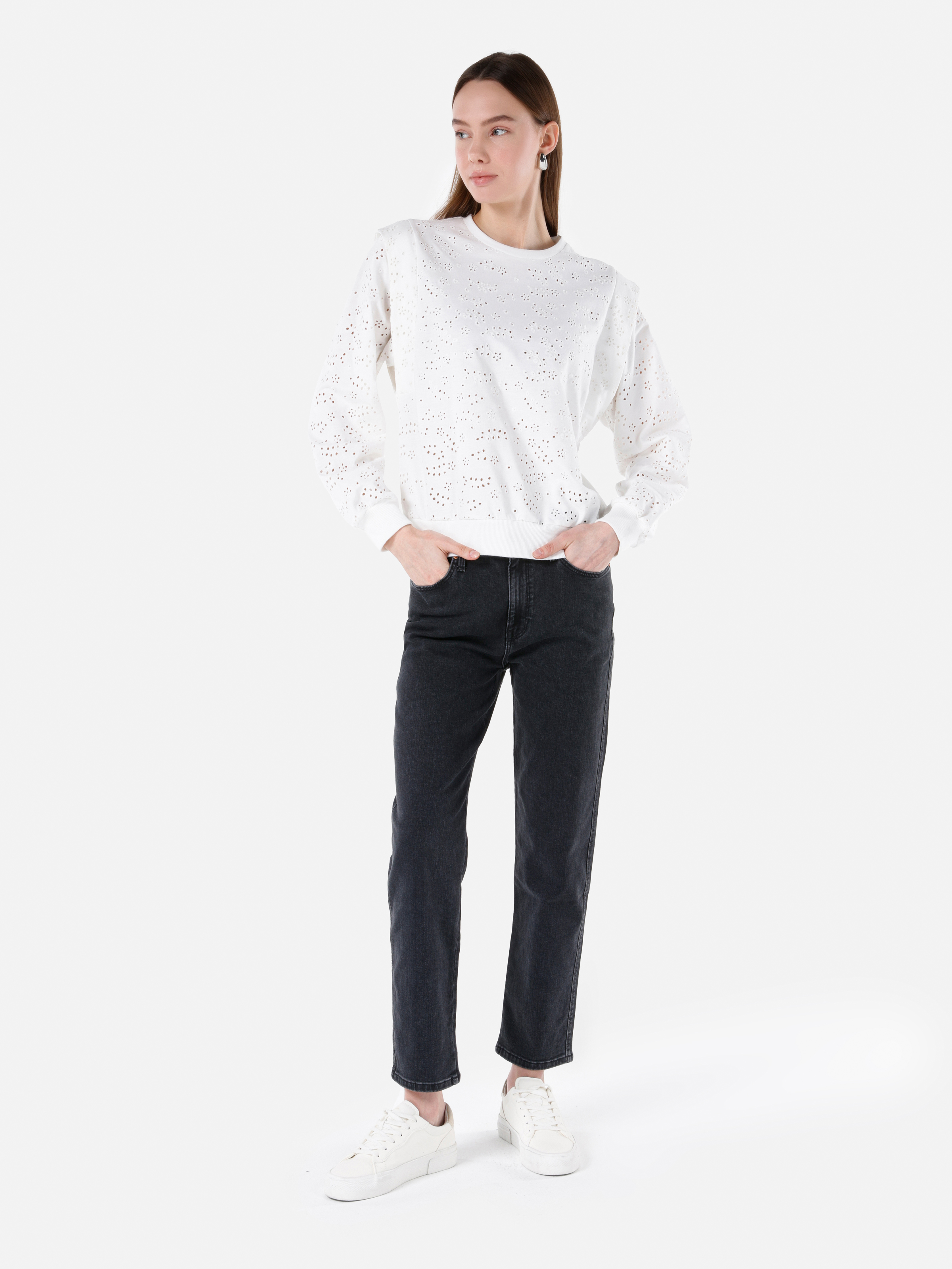 Afișați detalii pentru Hanorac / Bluza De Dama Alb Regular Fit  Cl1067956