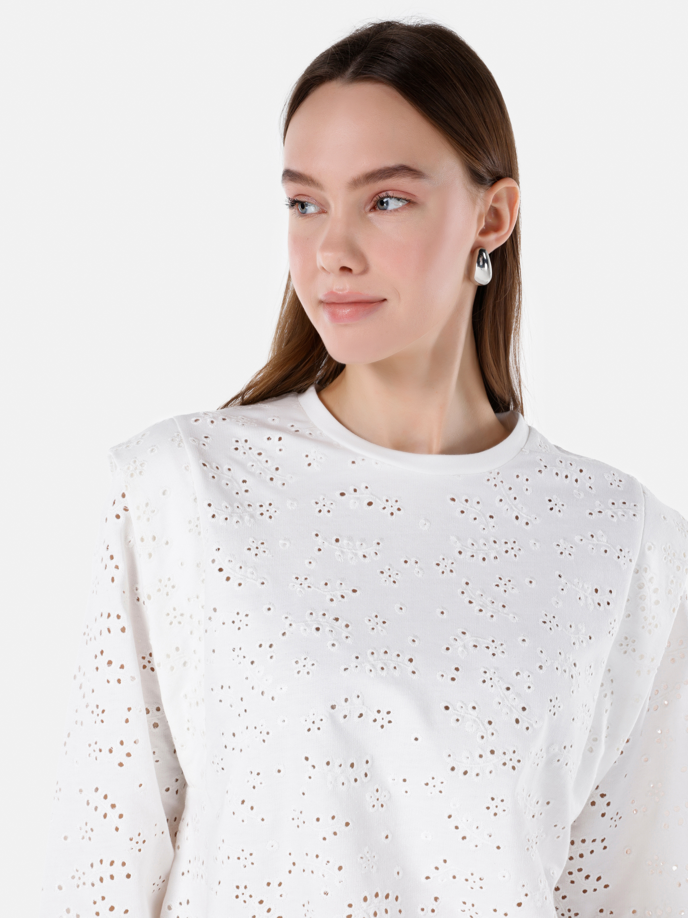 Afișați detalii pentru Hanorac / Bluza De Dama Alb Regular Fit  Cl1067956