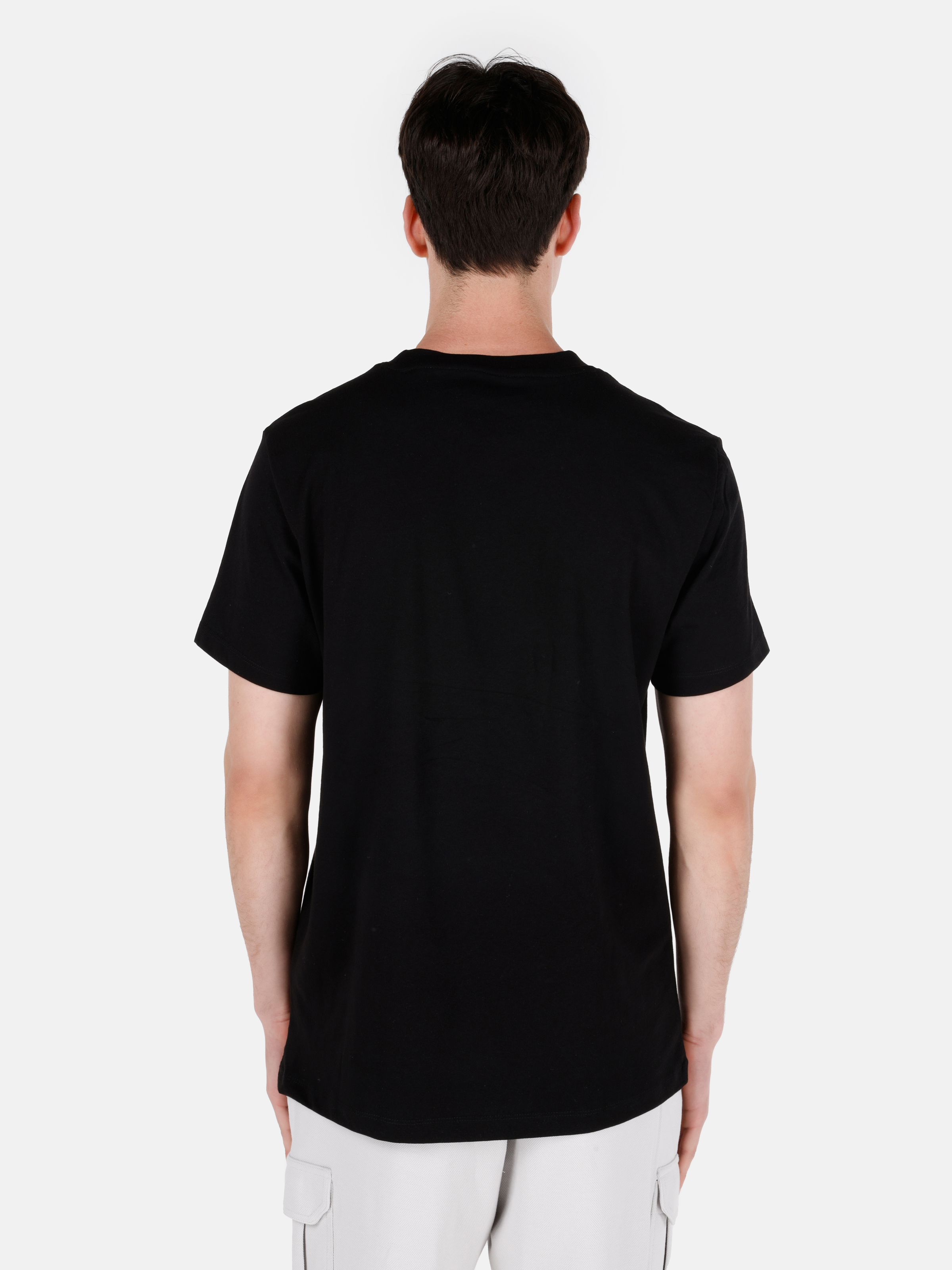 Afișați detalii pentru Regular Fit Round Neck Drept Bărbați Negru Tricou Cu Mânecă Scurtă