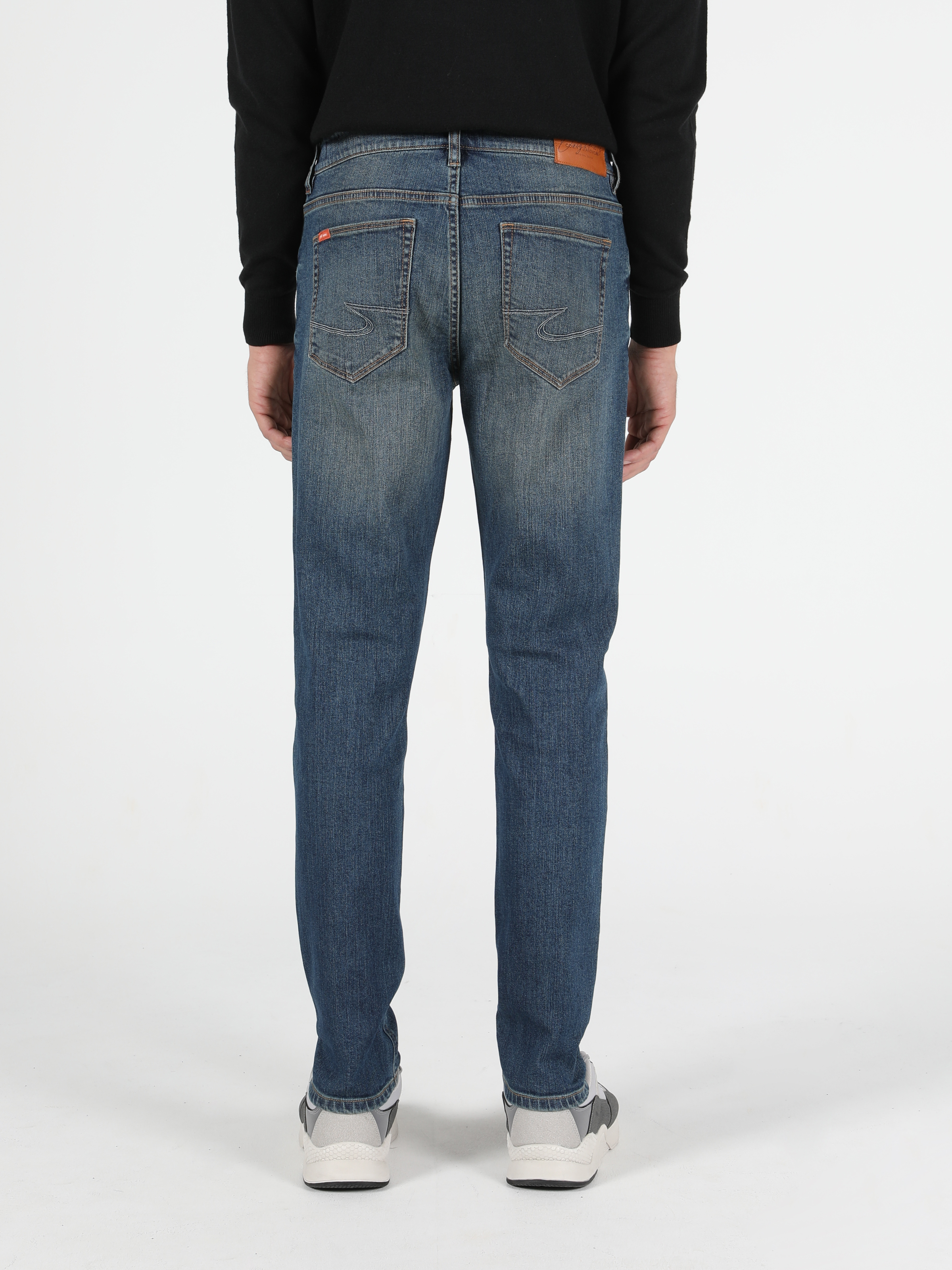 Afișați detalii pentru Pantaloni De Barbati Denim Slim Fit 041 Danny Cl1050972