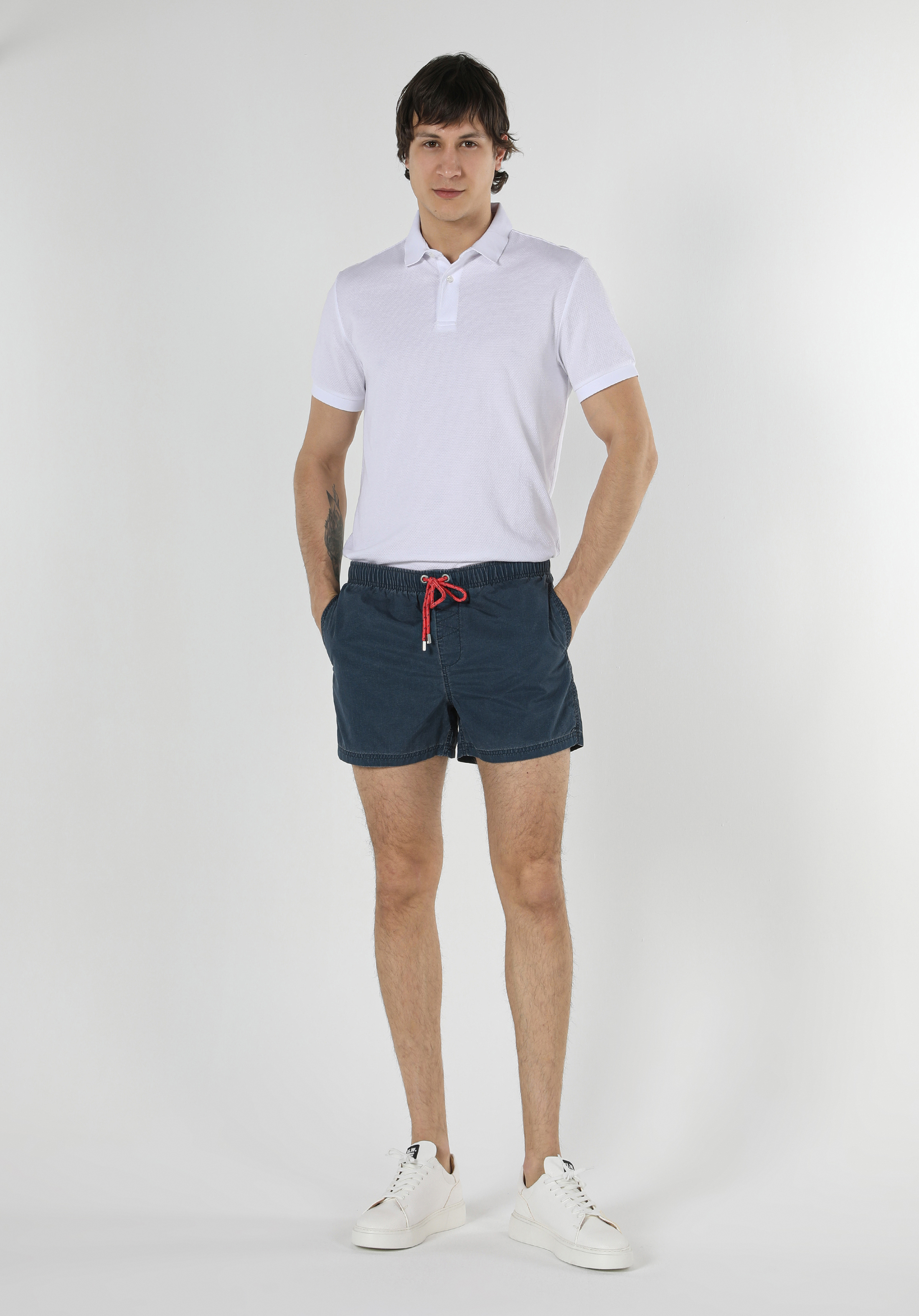 Afișați detalii pentru Short De Plaja De Barbati Albastru Slim Fit  CL1059536