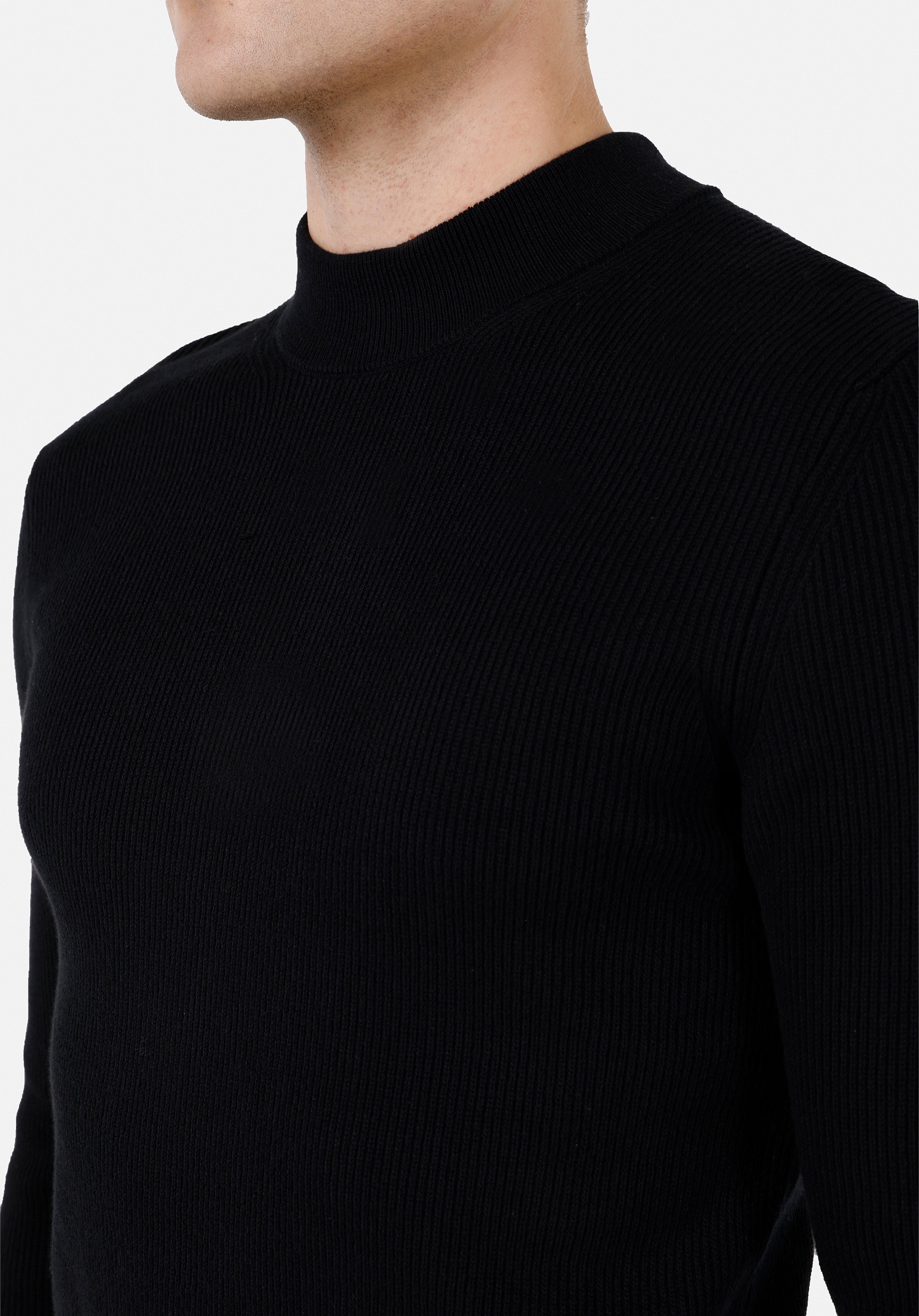 Afișați detalii pentru Pulover De Barbati Negru Slim Fit  Cl1069886