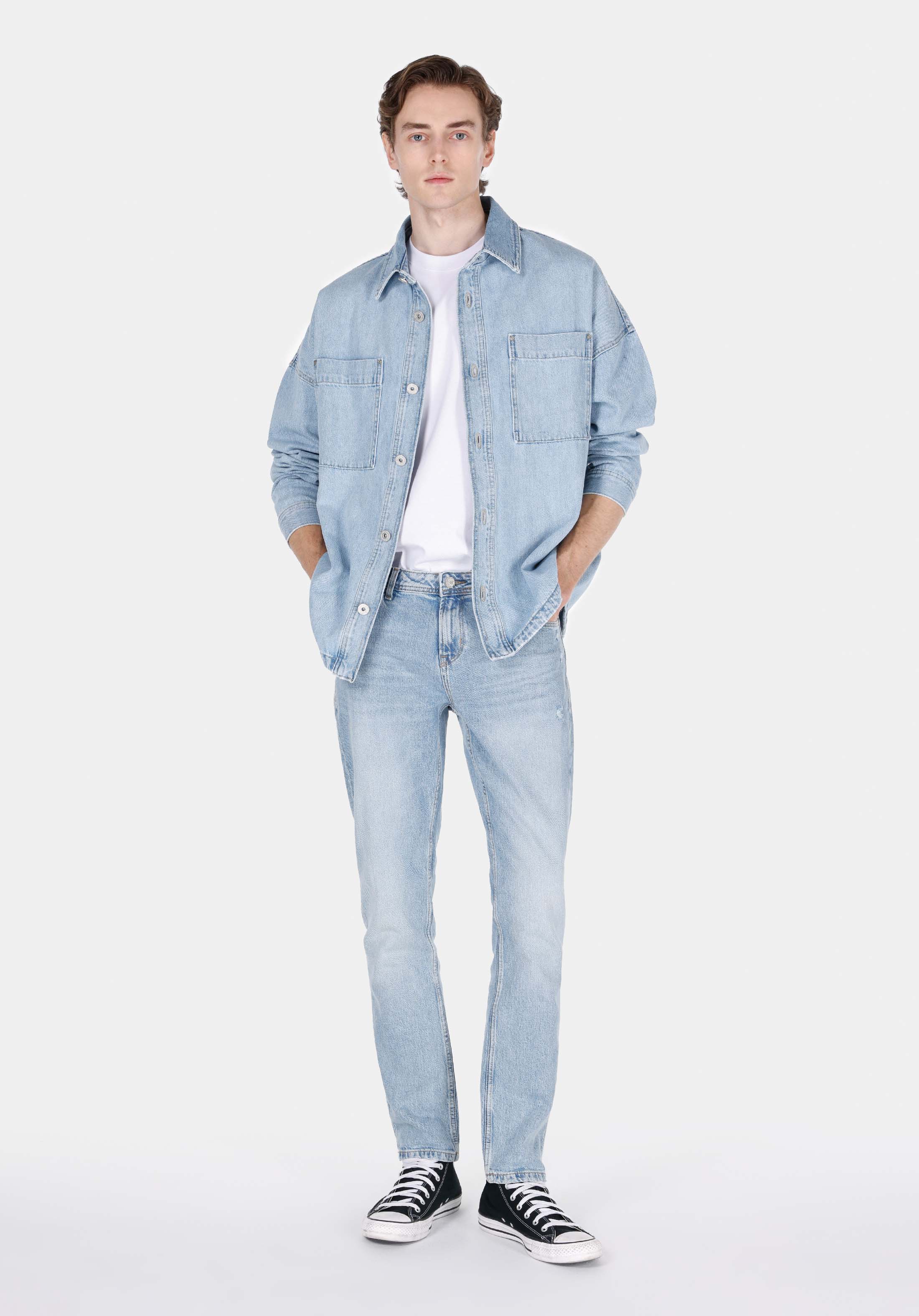 Afișați detalii pentru Pantaloni De Barbati Albastru Straight Fit 044 Karl Cl1073395