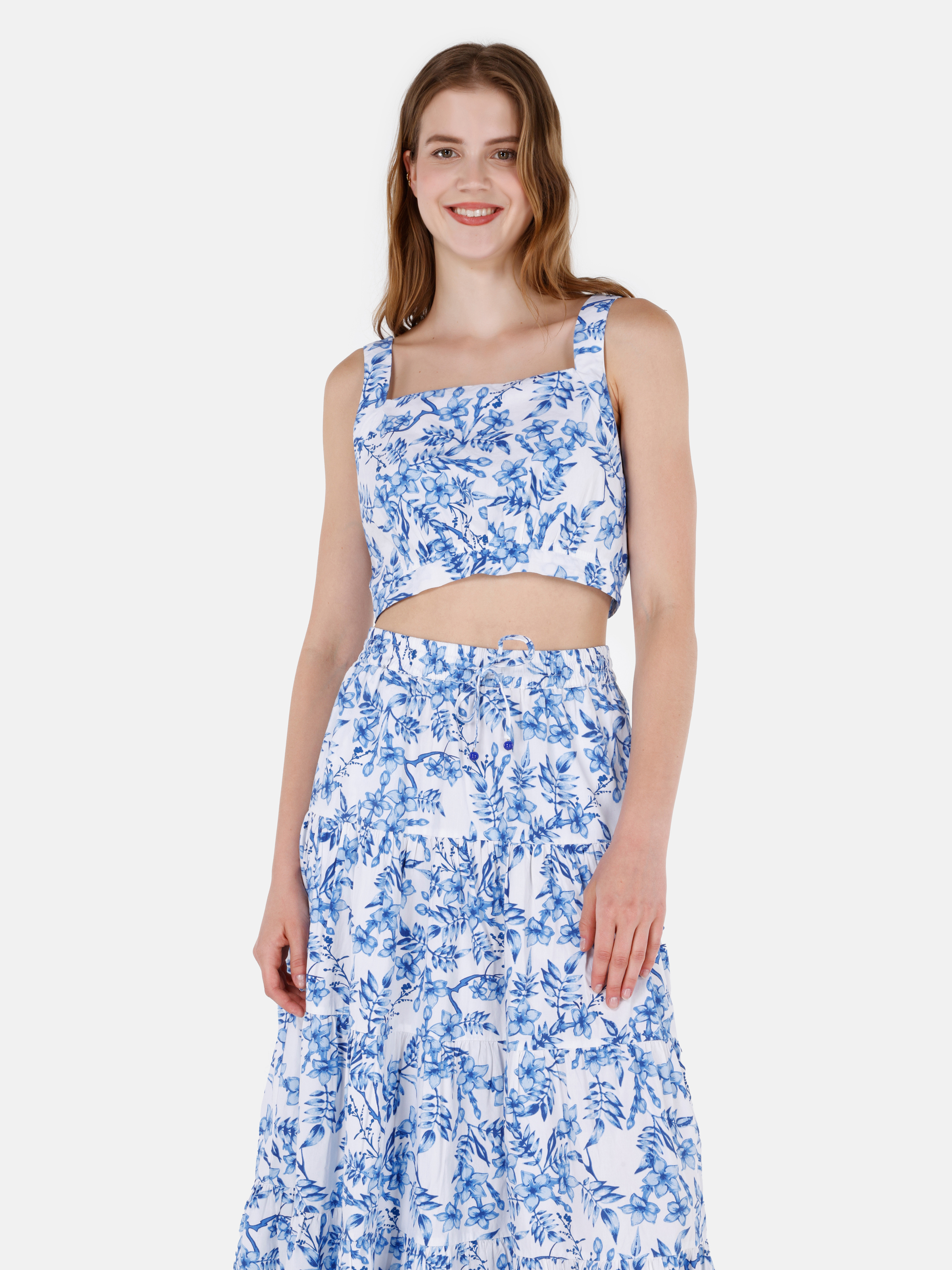 Afișați detalii pentru Slim Fit Square Collar Floral Cămașă Albă Fără Mâneci Pentru Femei