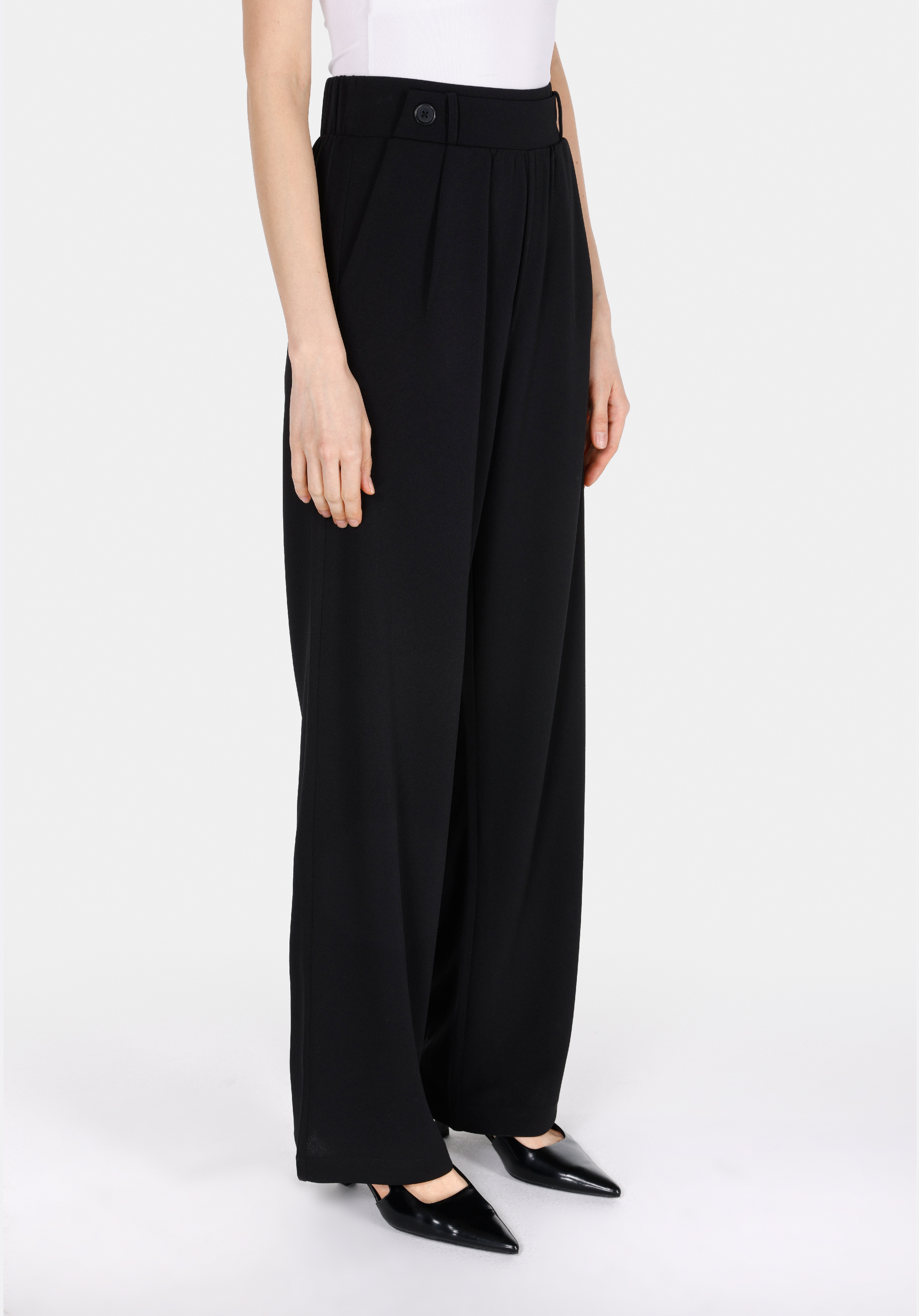 Afișați detalii pentru Pantaloni De Trening De Dama Negru Regular Fit  Cl1073482