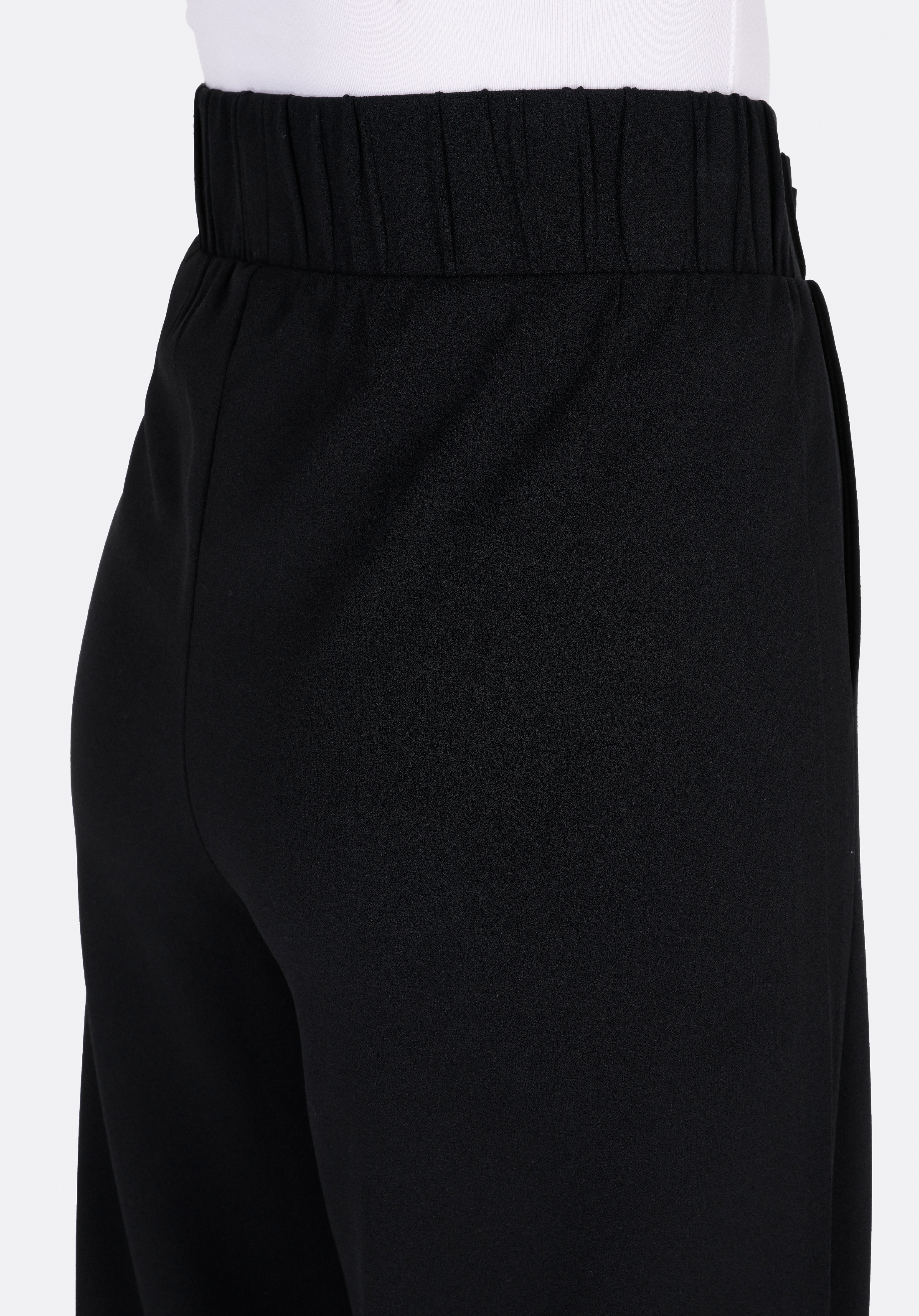 Afișați detalii pentru Pantaloni De Trening De Dama Negru Regular Fit  Cl1073482