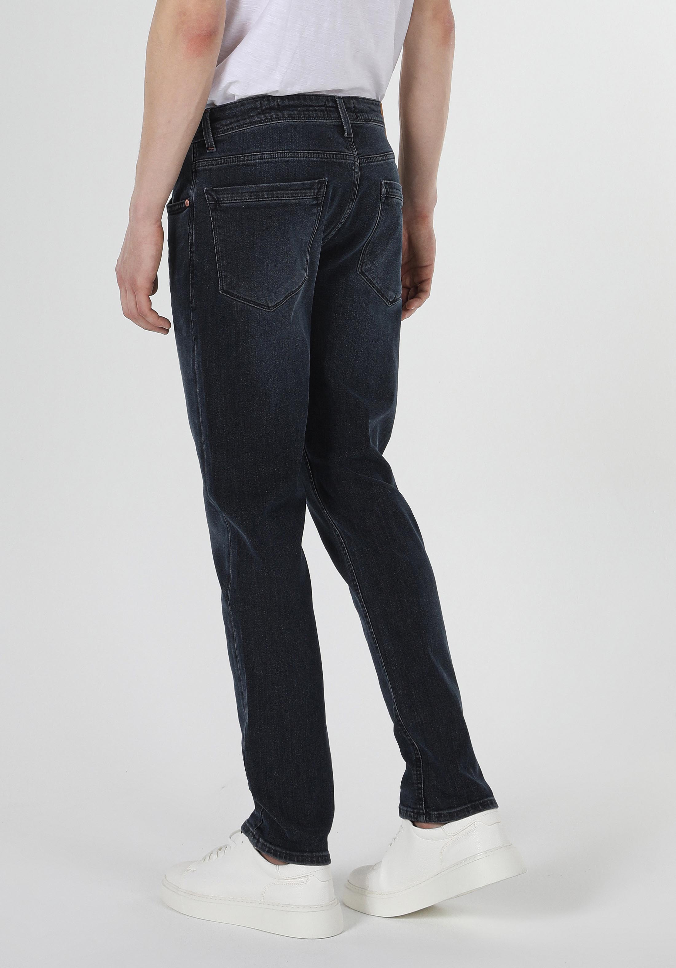 Afișați detalii pentru Pantaloni De Barbati Negru Regular Fit 067 Jack Cl1057882