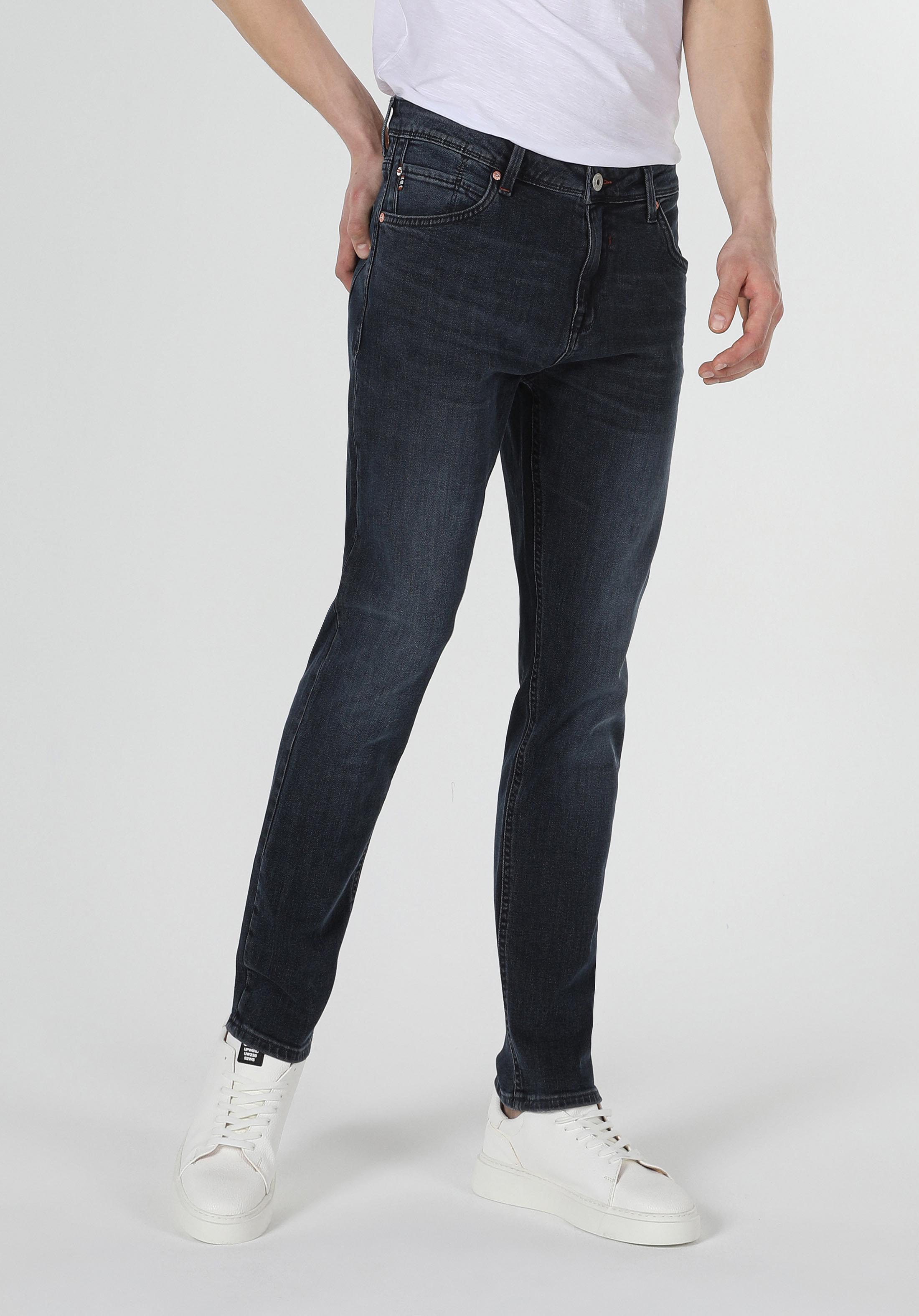 Afișați detalii pentru Pantaloni De Barbati Negru Regular Fit 067 Jack Cl1057882