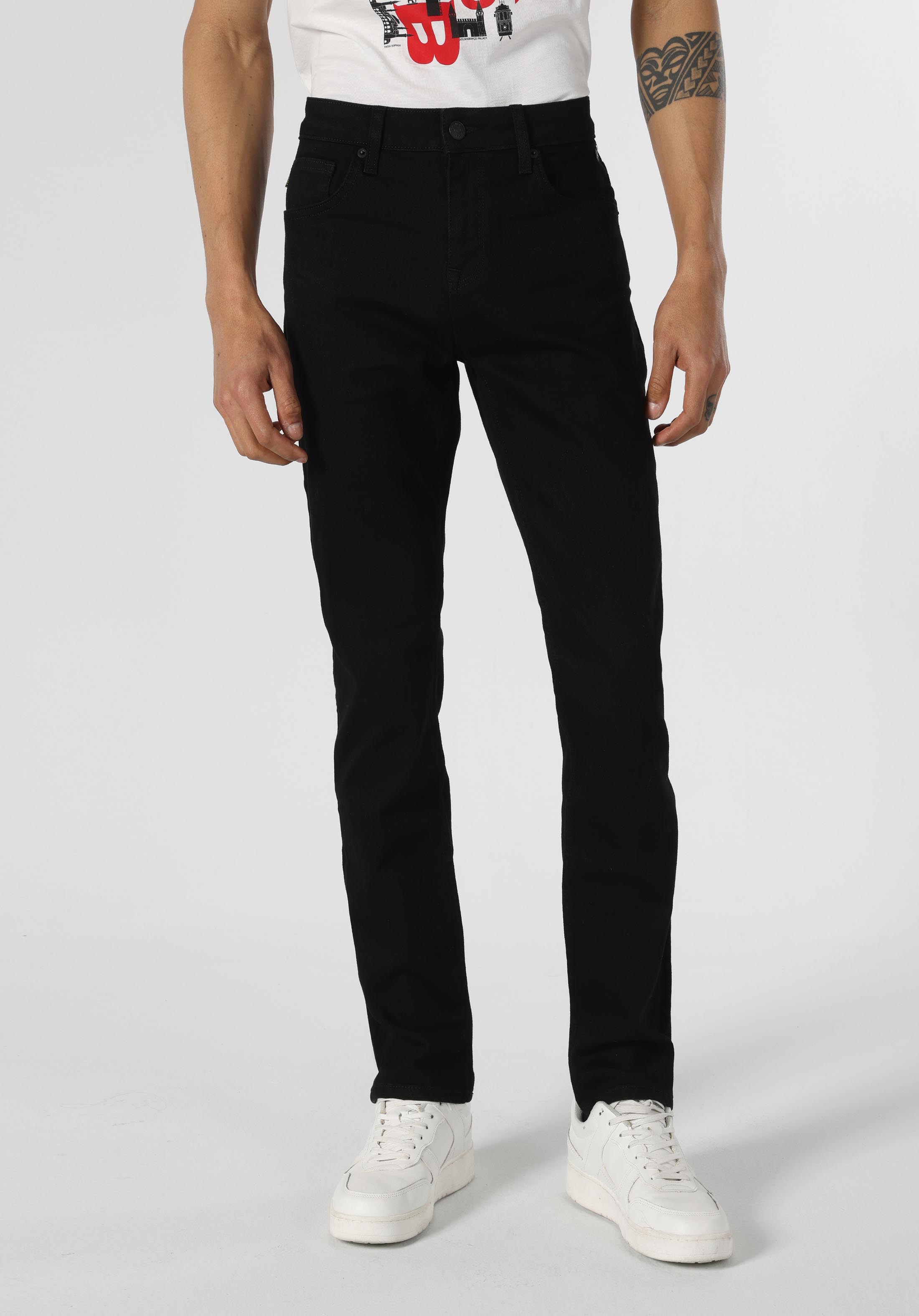 Afișați detalii pentru Pantaloni De Barbati Negru Straight Fit-low Rise-straight Leg 044 Karl Cl1031096