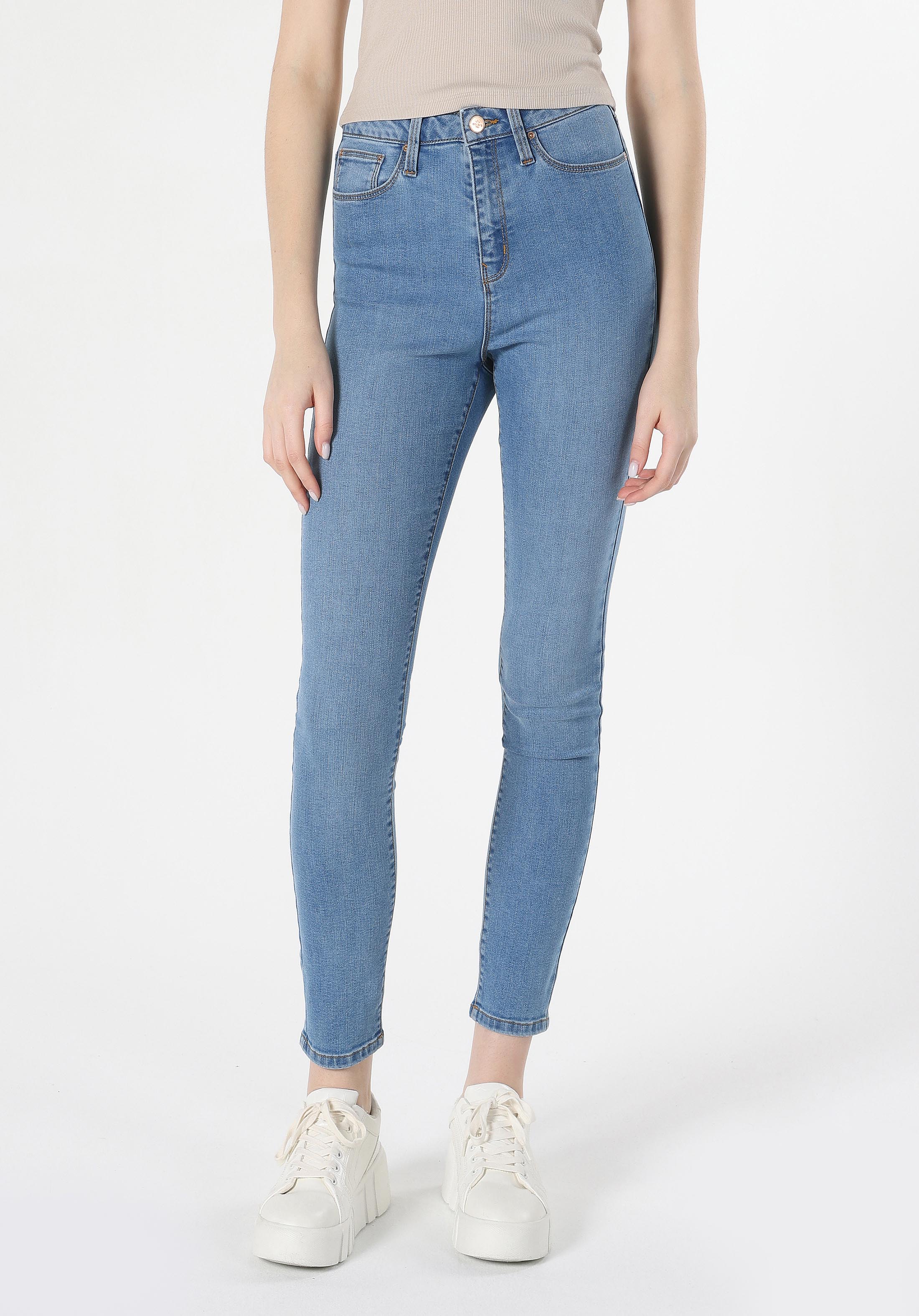 Afișați detalii pentru Pantaloni De Dama Denim Super Slim Fit 760 Diana Cl1048828