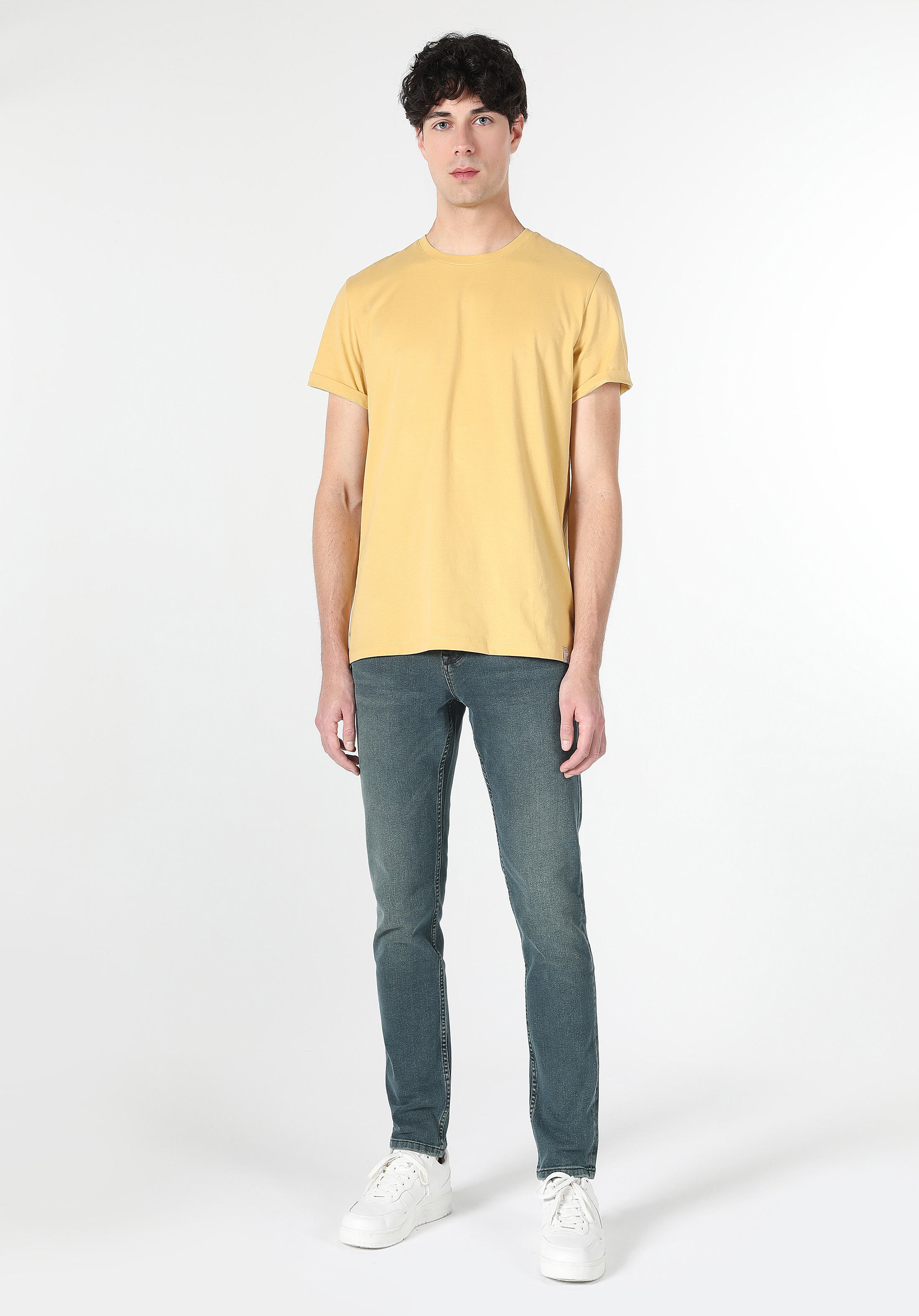 Afișați detalii pentru Tricou Cu Maneca Scurta De Barbati Galben Regular Fit  Cl1058592
