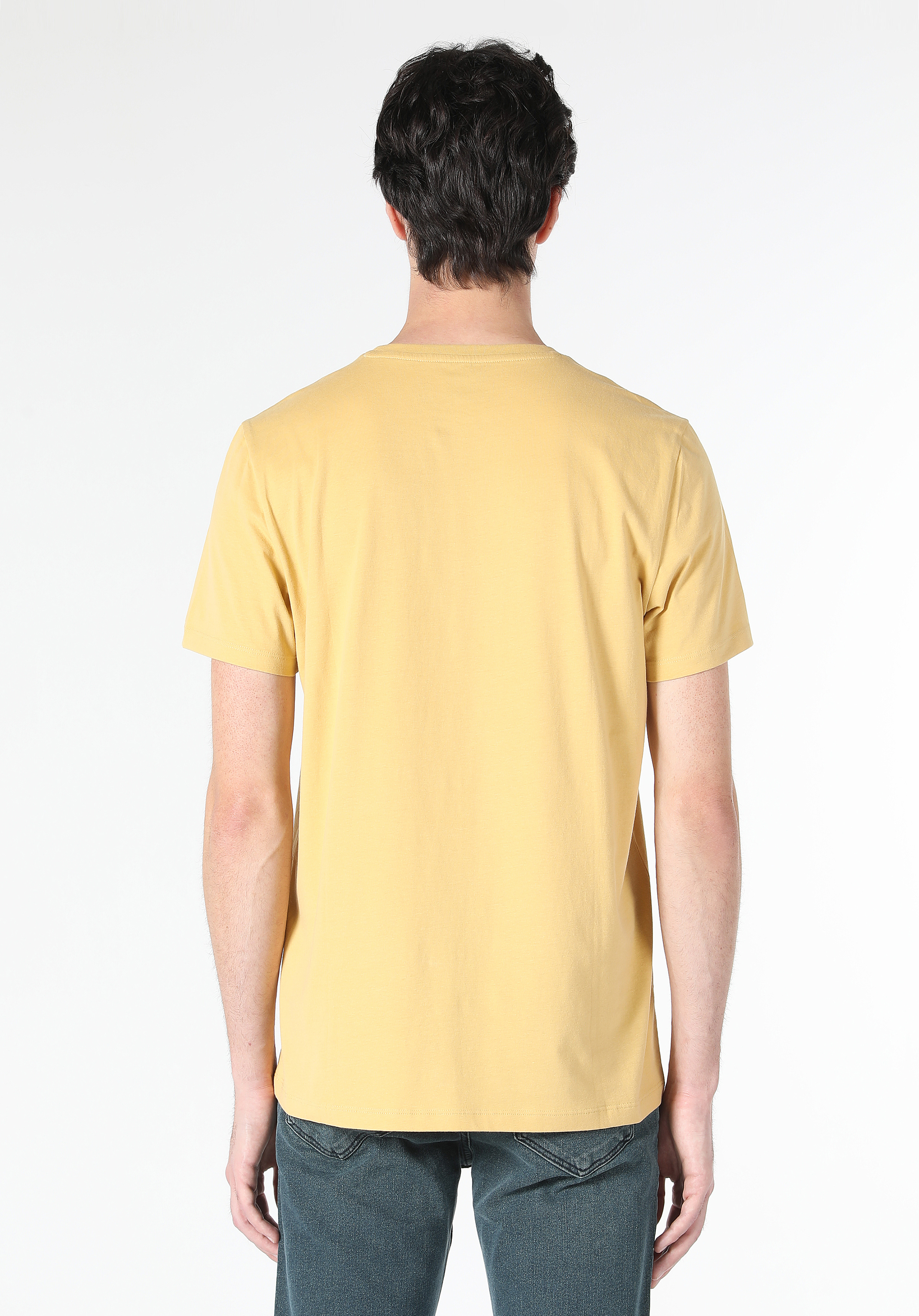Afișați detalii pentru Tricou Cu Maneca Scurta De Barbati Galben Regular Fit  Cl1058592