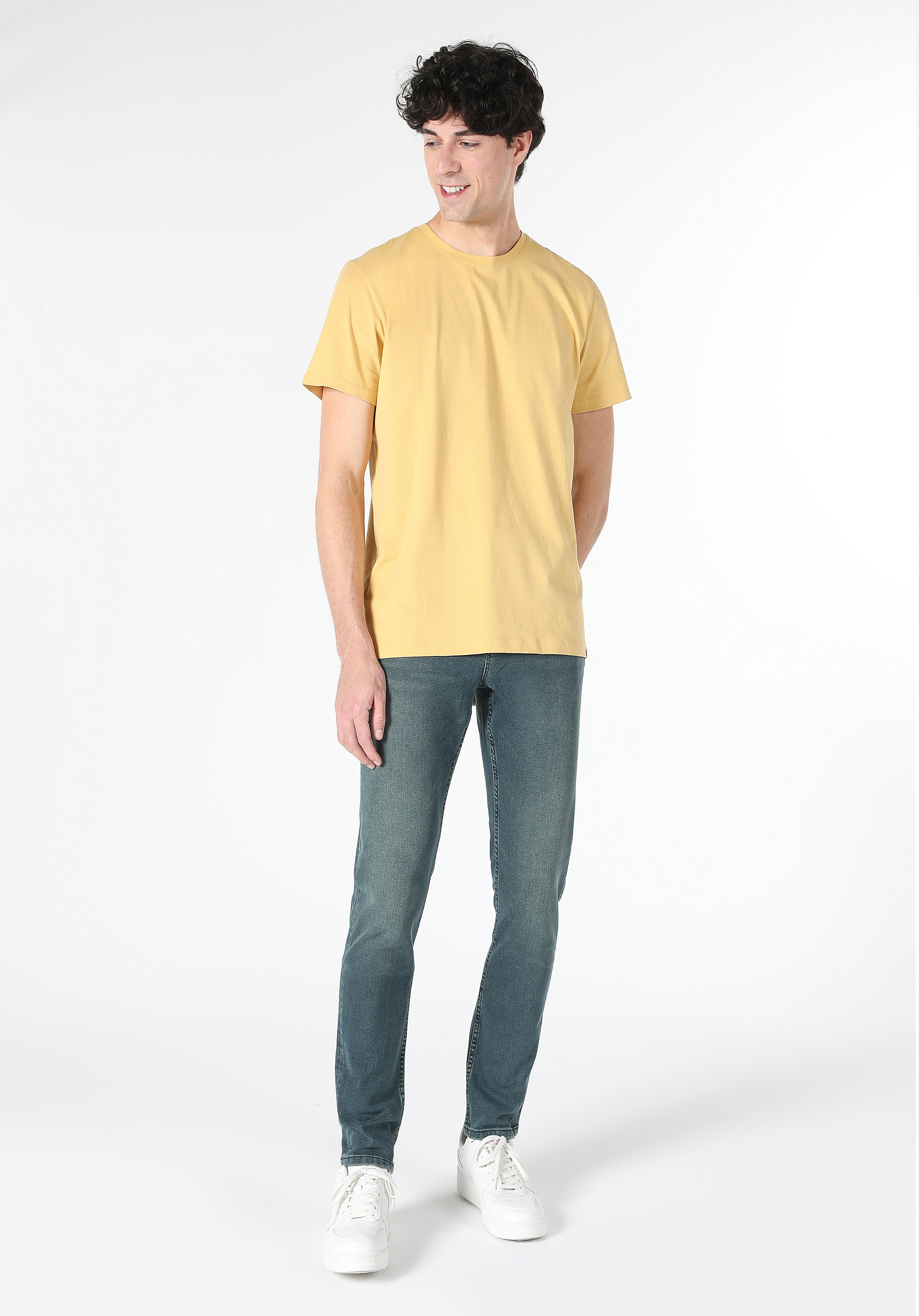Afișați detalii pentru Tricou Cu Maneca Scurta De Barbati Galben Regular Fit  Cl1058592