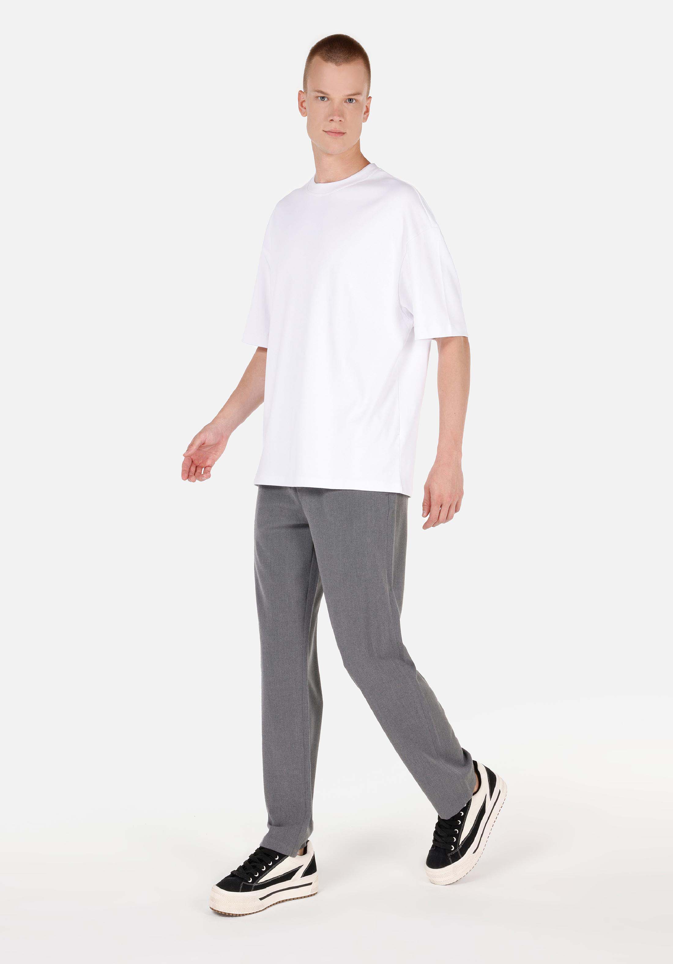 Afișați detalii pentru Pantaloni De Barbati  Regular Fit  Cl1070527