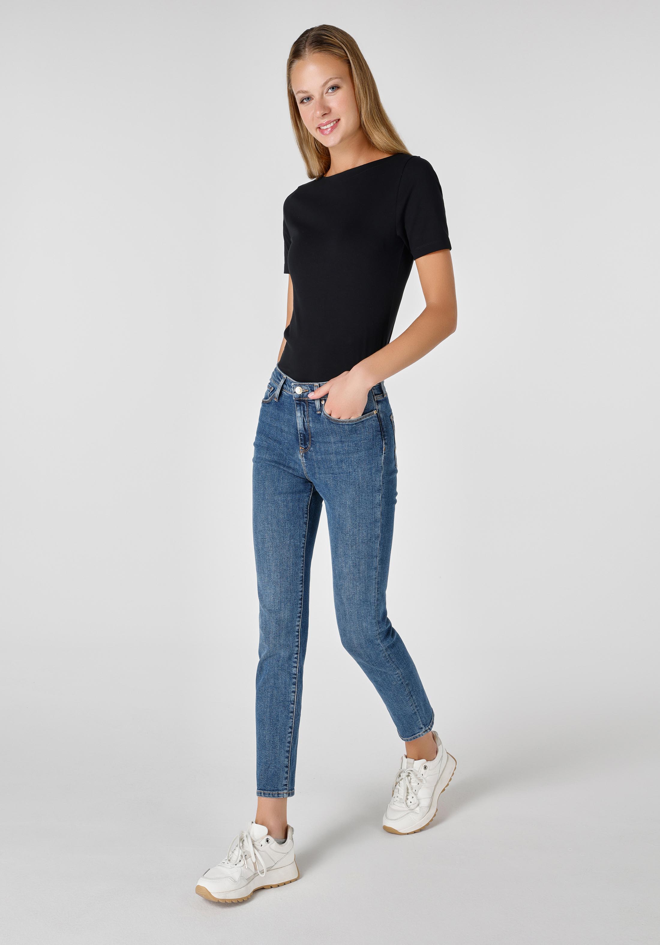 Afișați detalii pentru Pantaloni De Dama Denim Slim Fit 703 Carla Cl1054495