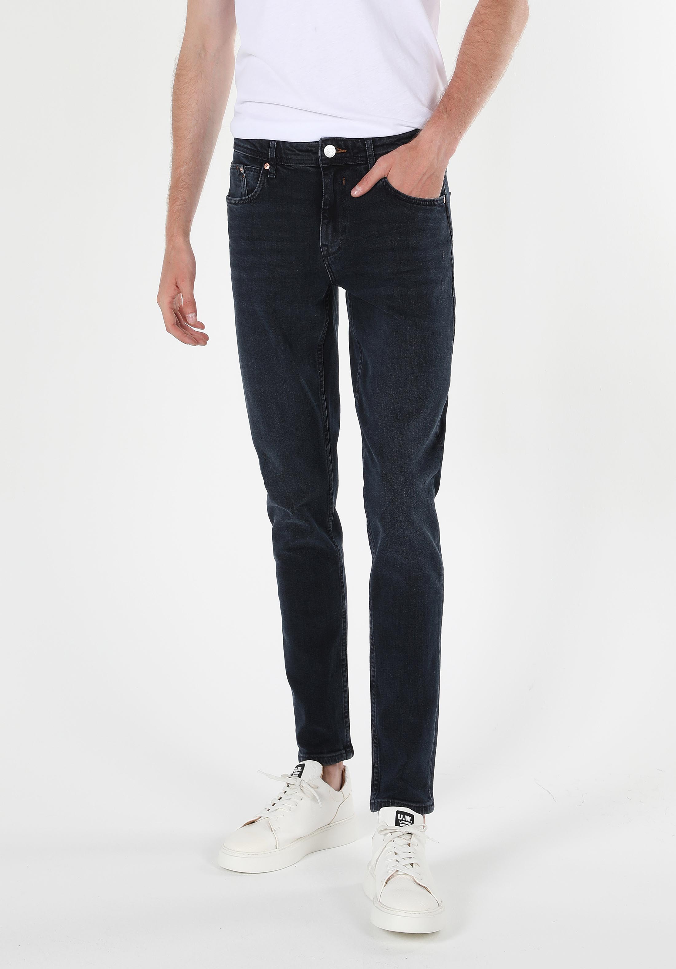 Afișați detalii pentru Pantaloni De Barbati Negru Slim Fit 041 Danny Cl1060406