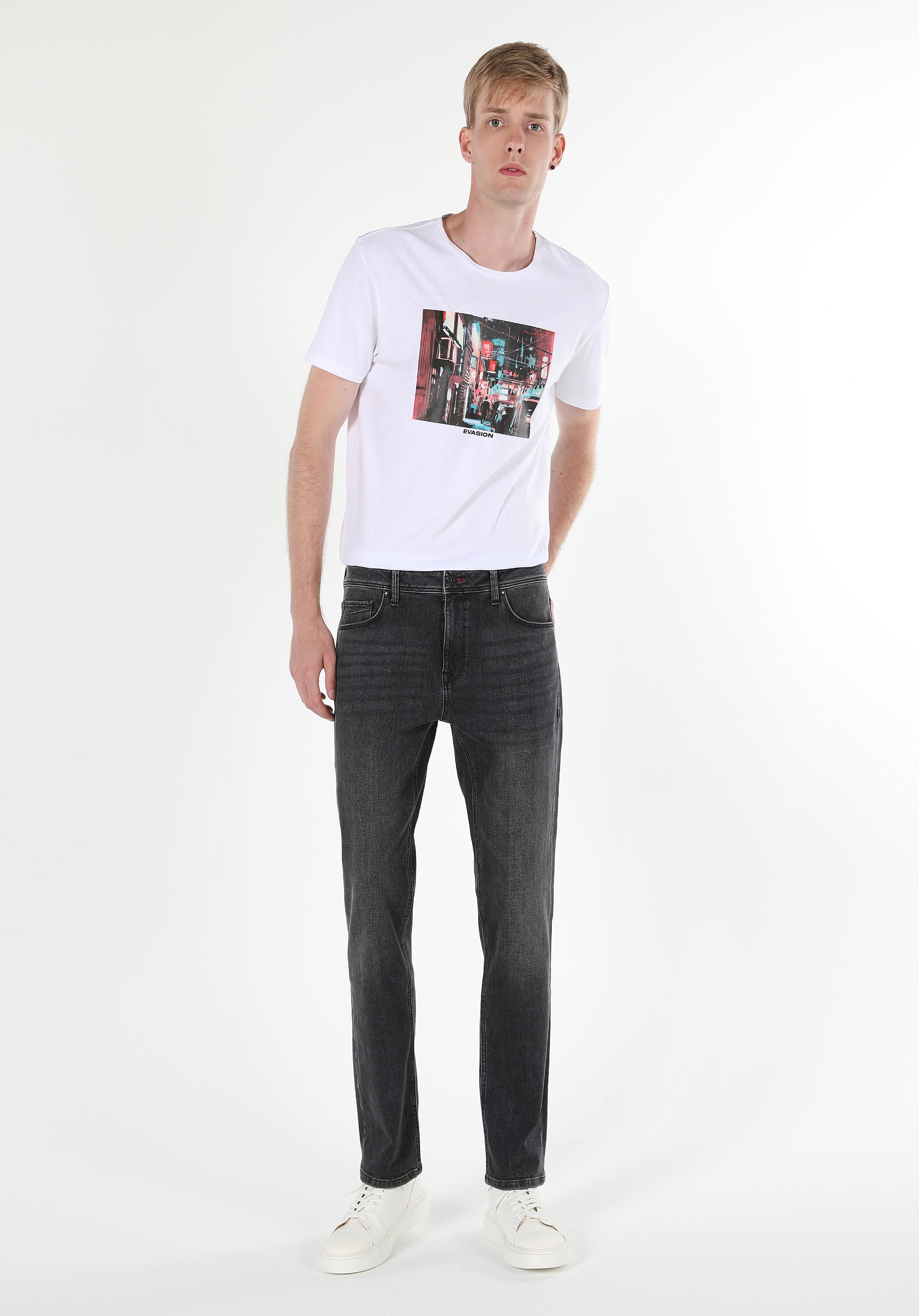 Afișați detalii pentru Pantaloni De Barbati Denim Regular Fit 045 David Cl1060498