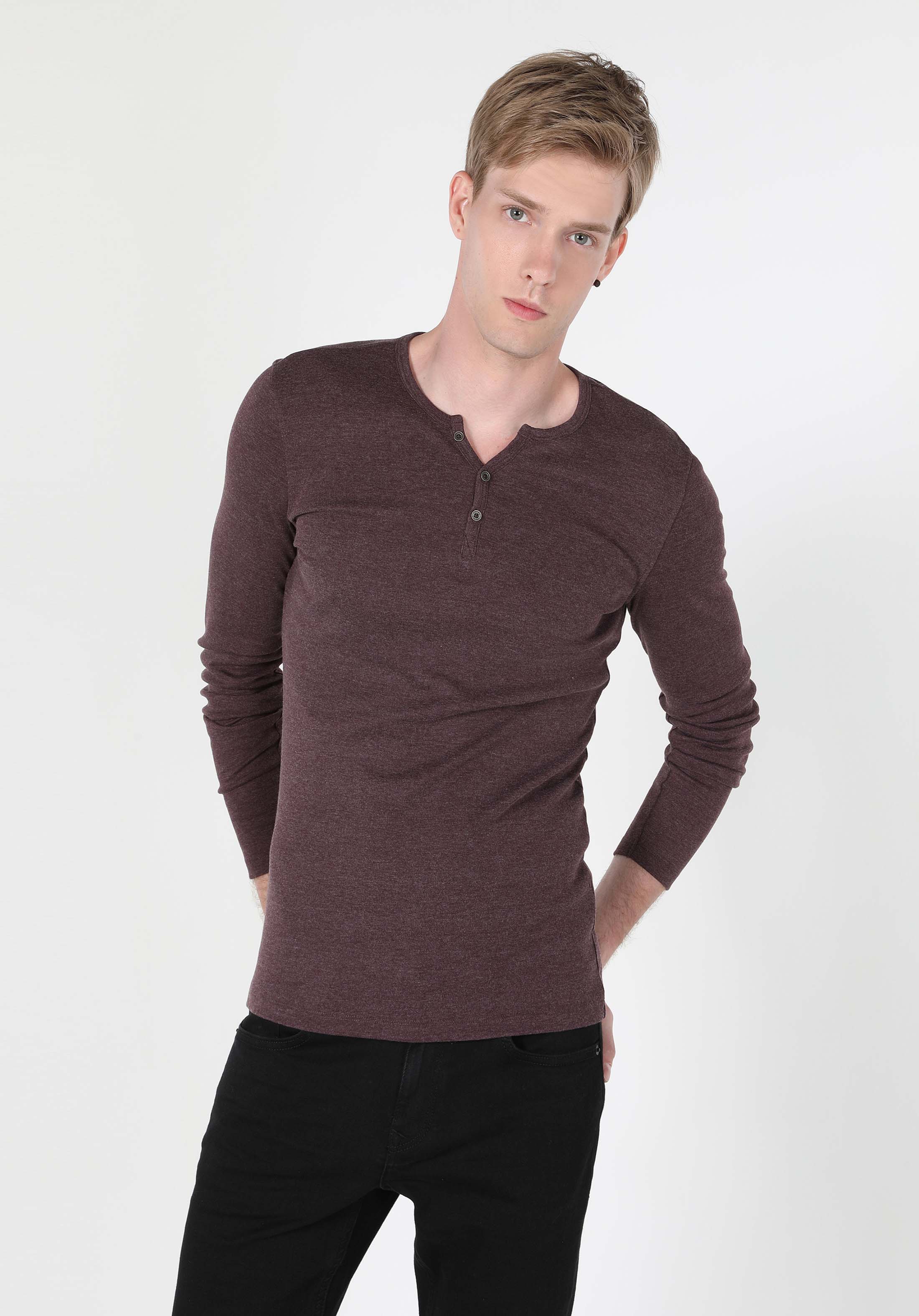 Afișați detalii pentru Tricou Cu Maneca Lunga De Barbati  Slim Fit  Cl1022847