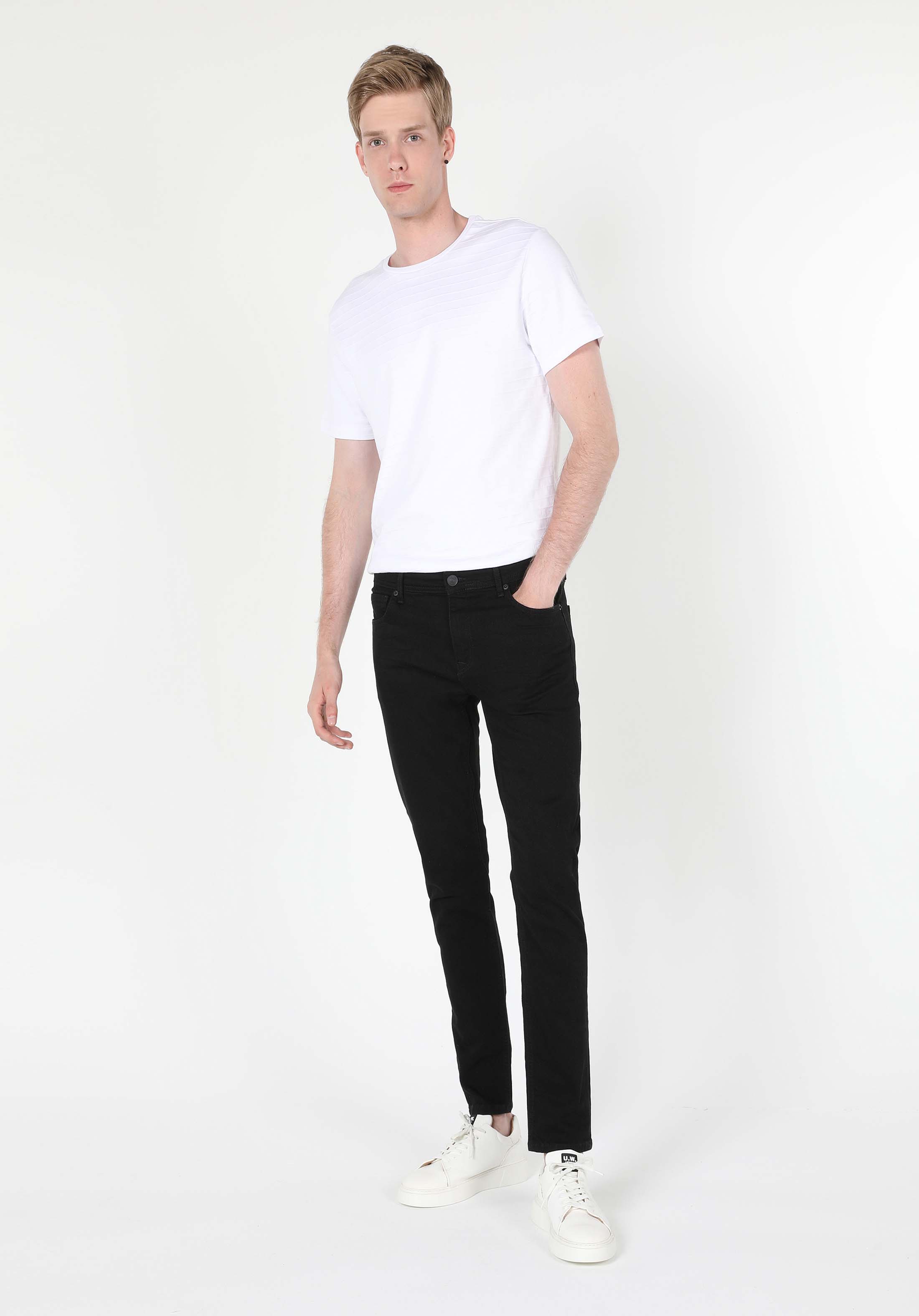 Afișați detalii pentru Pantaloni De Barbati Negru Slim Fit 041 Danny Cl1034633