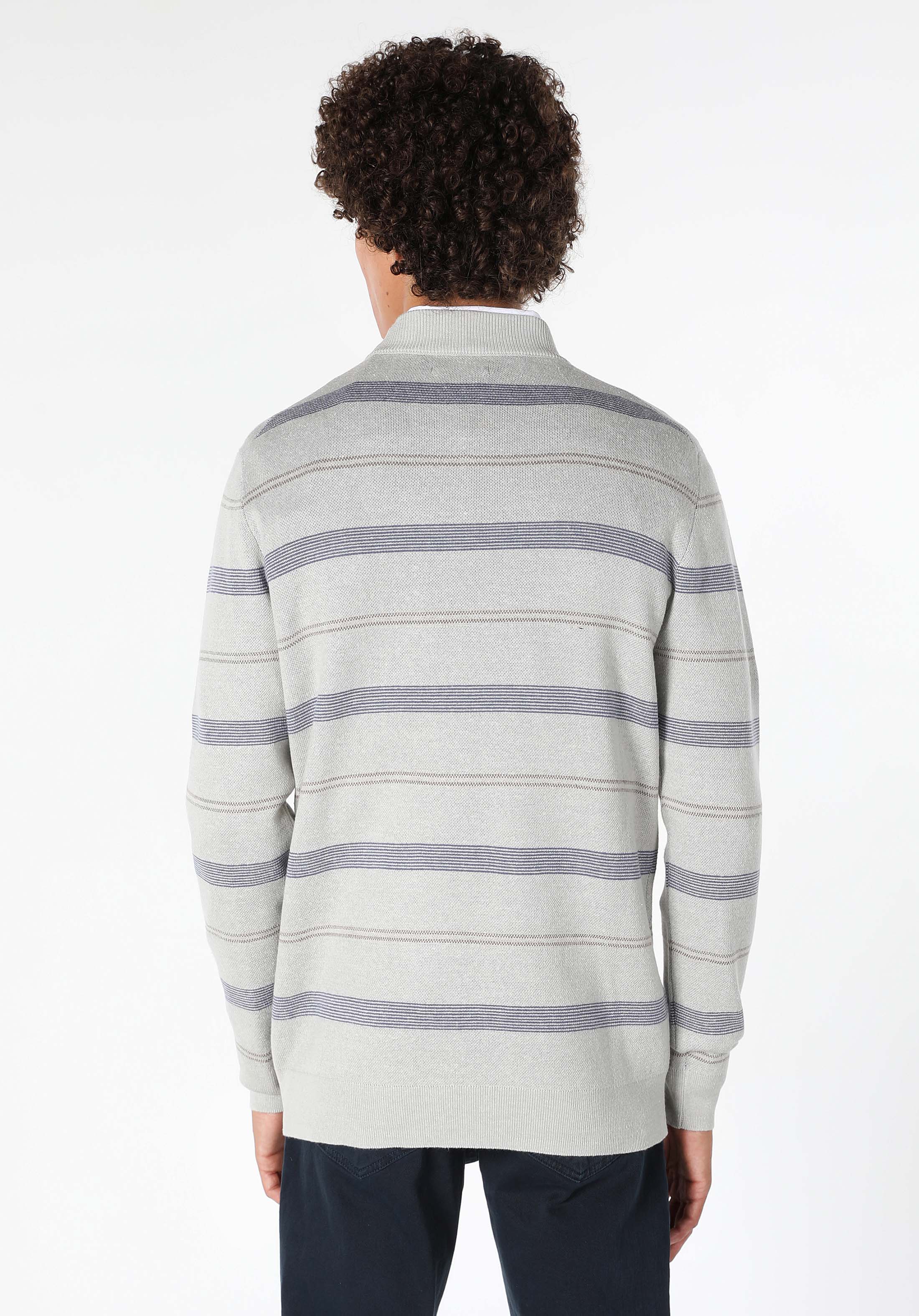 Afișați detalii pentru Pulover De Barbati Gri Regular Fit  Cl1060094