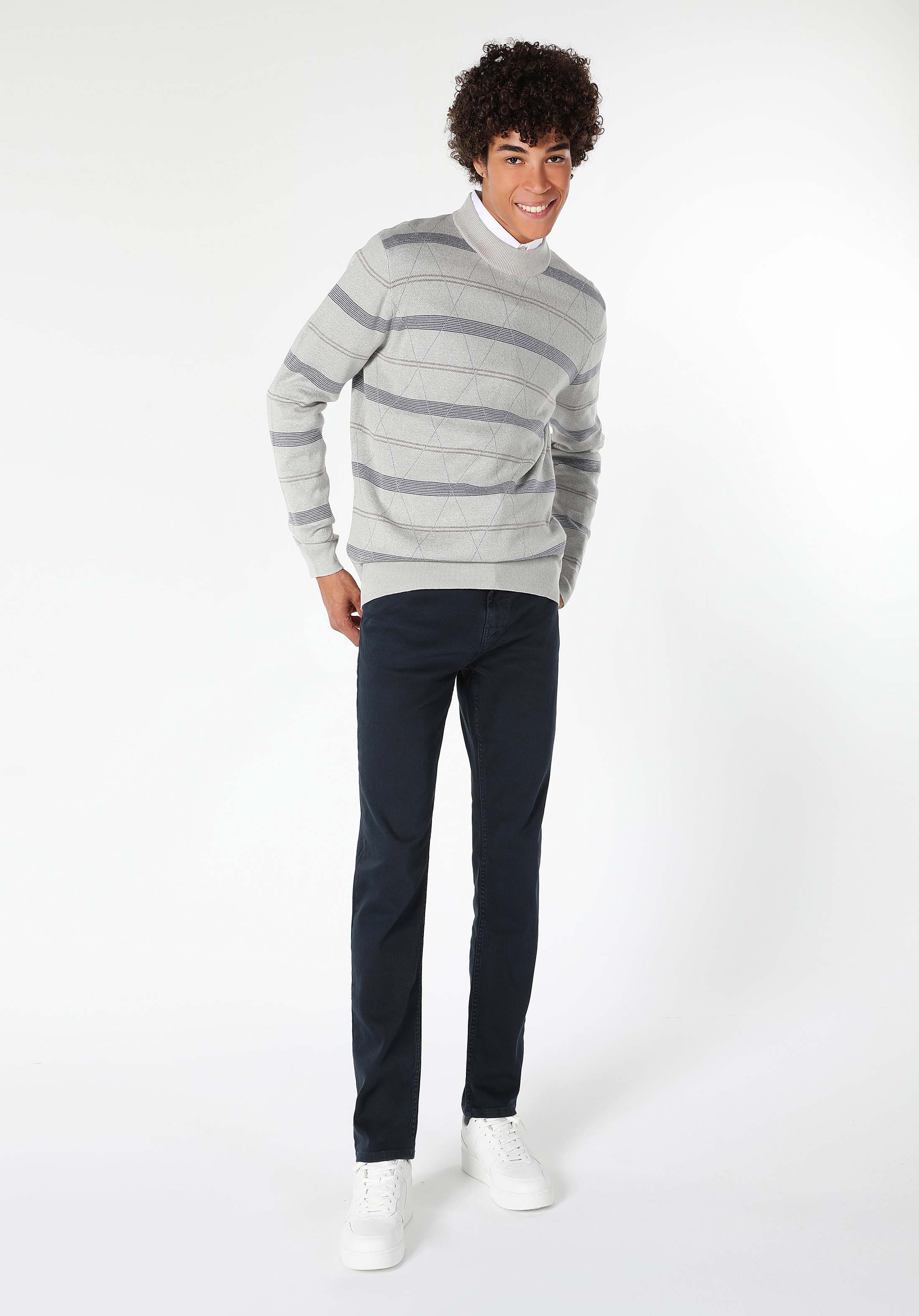 Afișați detalii pentru Pulover De Barbati Gri Regular Fit  Cl1060094