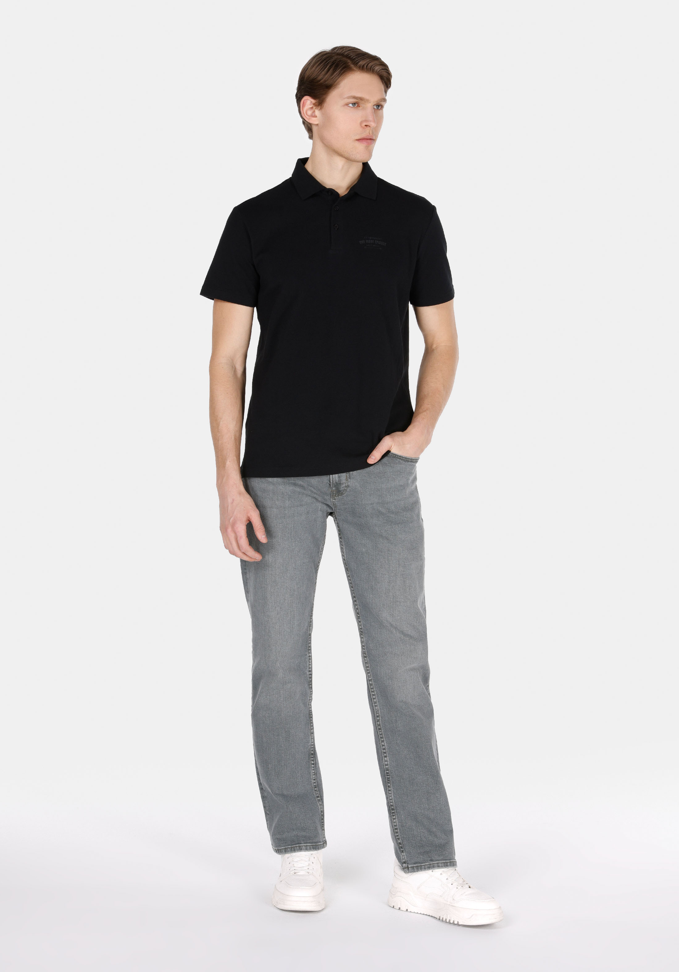Afișați detalii pentru Pantaloni De Barbati Negru Regular Fit 045 David Cl1073397