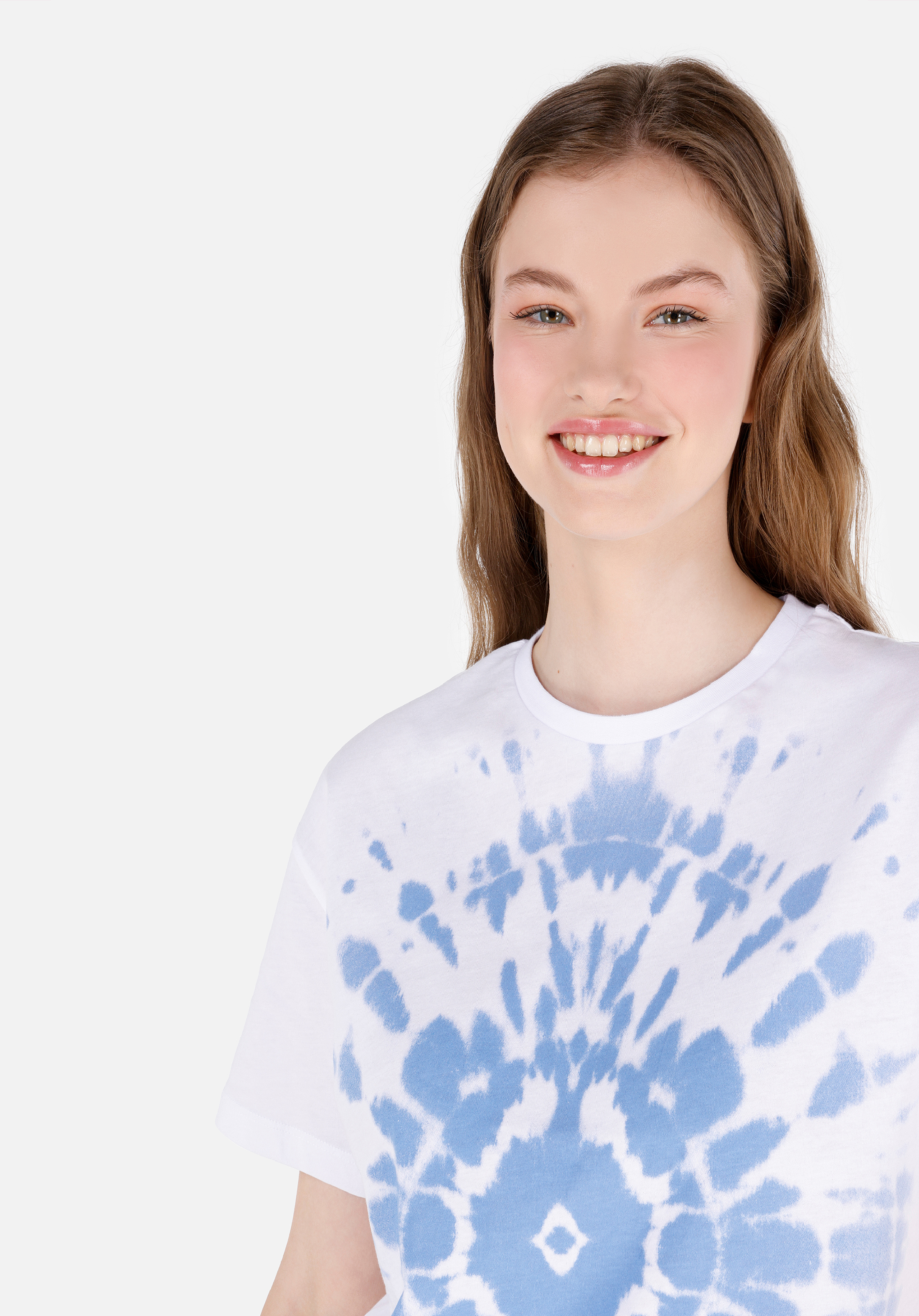 Afișați detalii pentru Regular Fit Round Neck Imprimat Tricou Alb Cu Mânecă Scurtă Pentru Femei