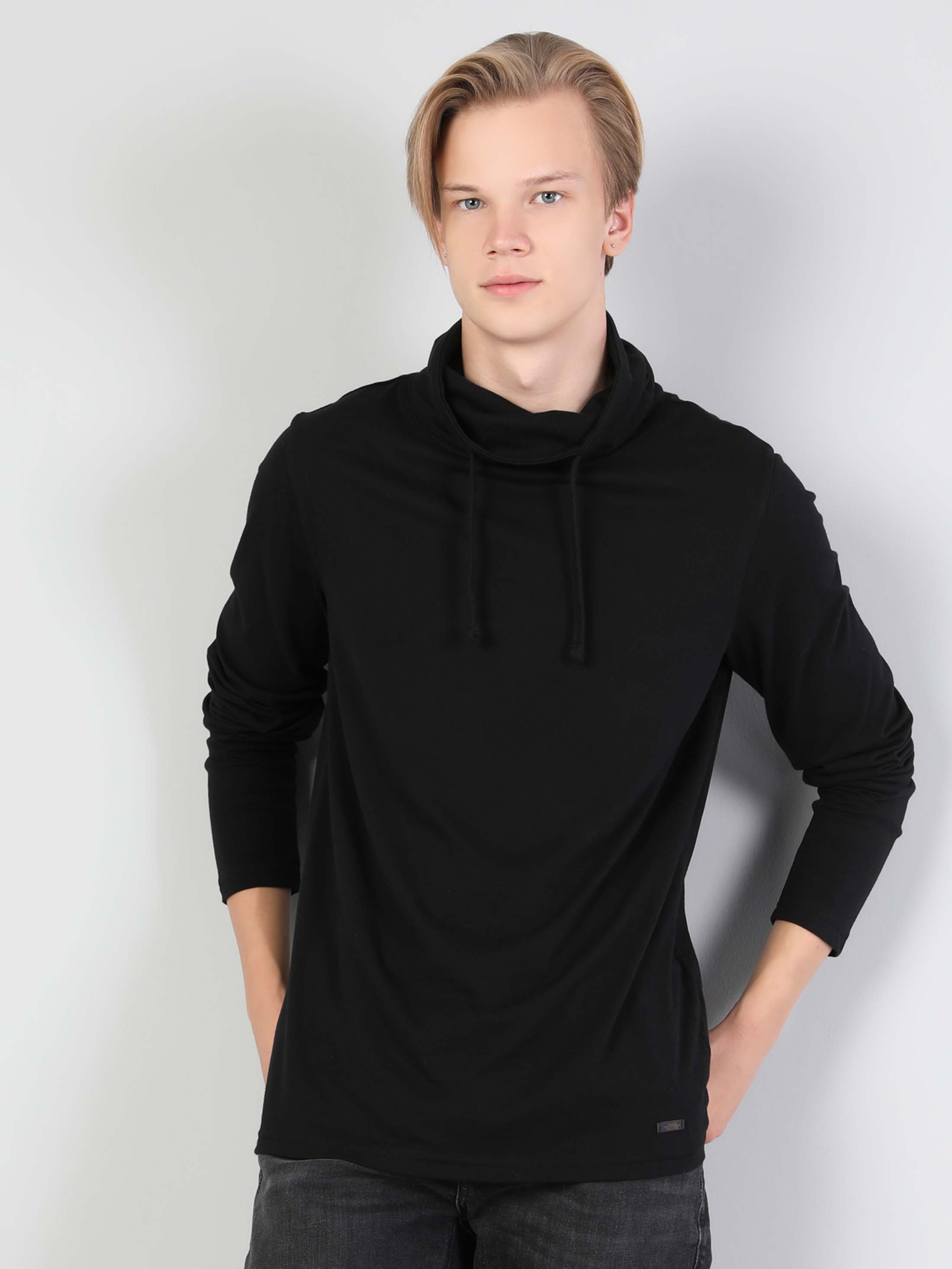 Afișați detalii pentru Regular Fit Half Turtleneck Tricou Negru Cu Mânecă Lungă Pentru Bărbați