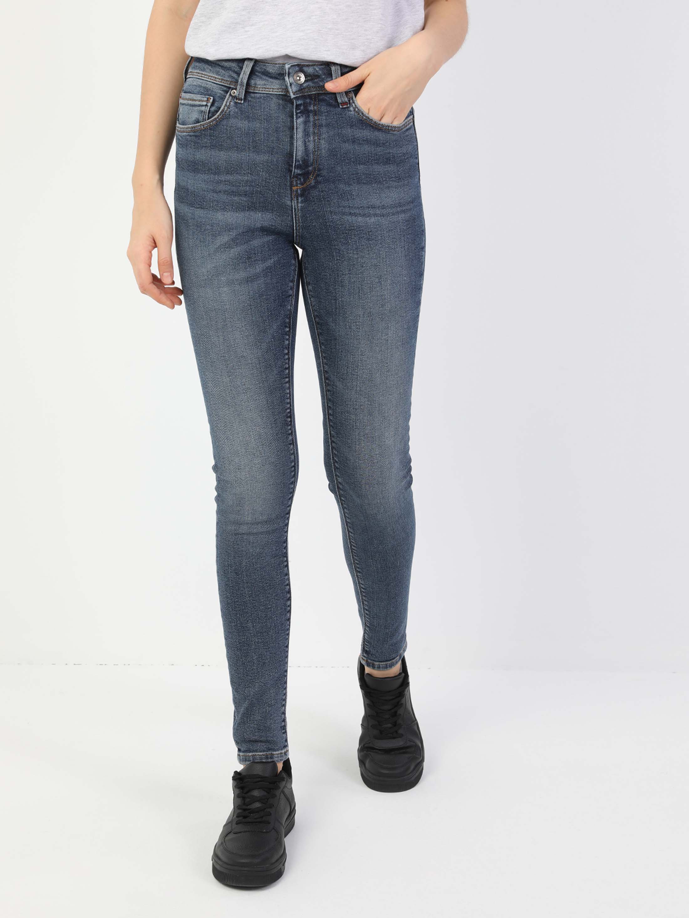 Afișați detalii pentru Pantaloni De Dama Denim Super Slim Fit 760 Diana Cl1041679